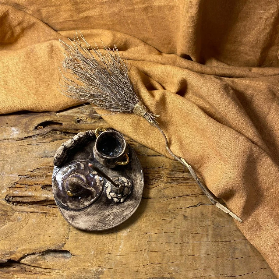 CADI BAHÇESİ TEMALI TÜTSÜLÜK