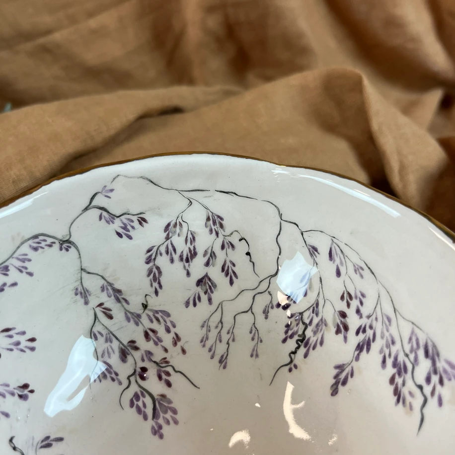 El yapımı seramik kase/sunumluk