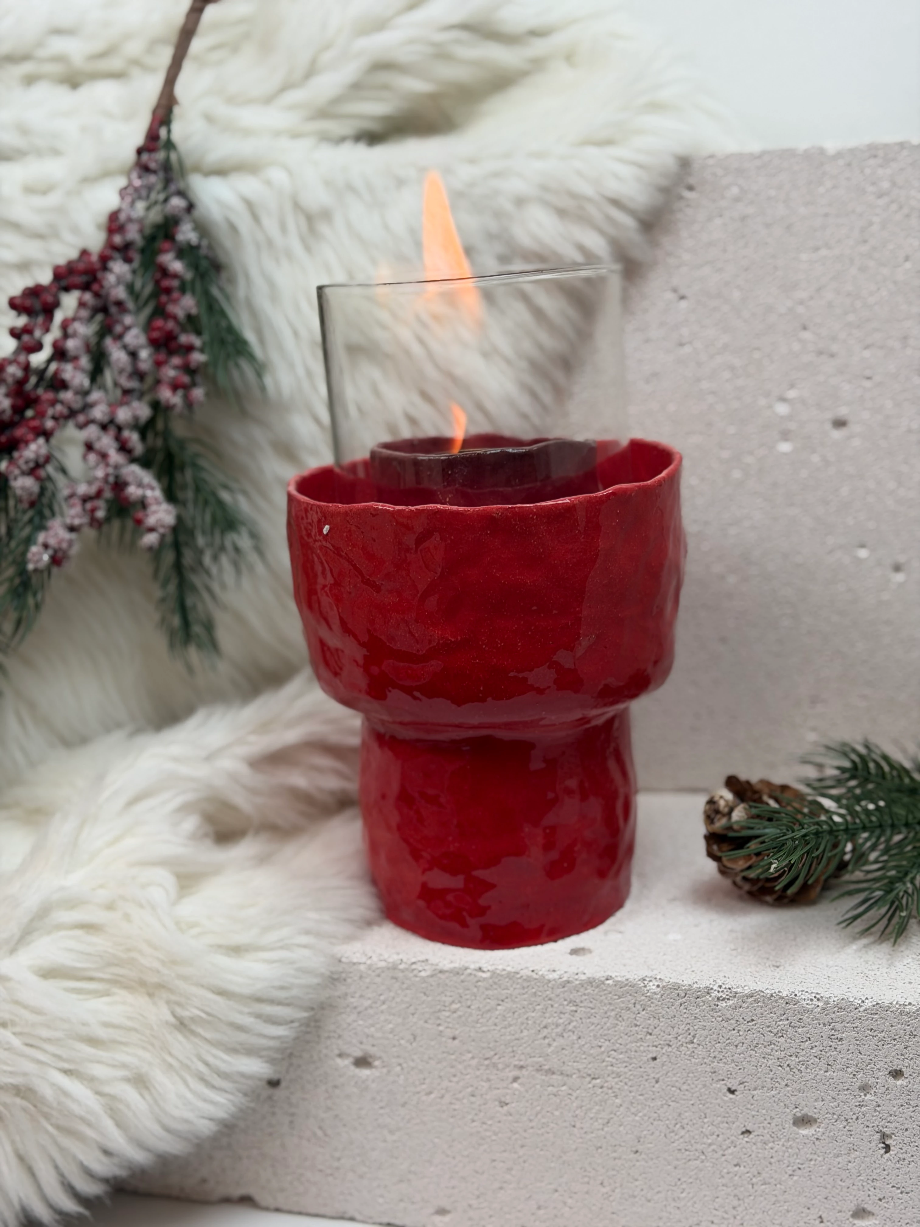 Masa üstü seramik ateş çukuru.