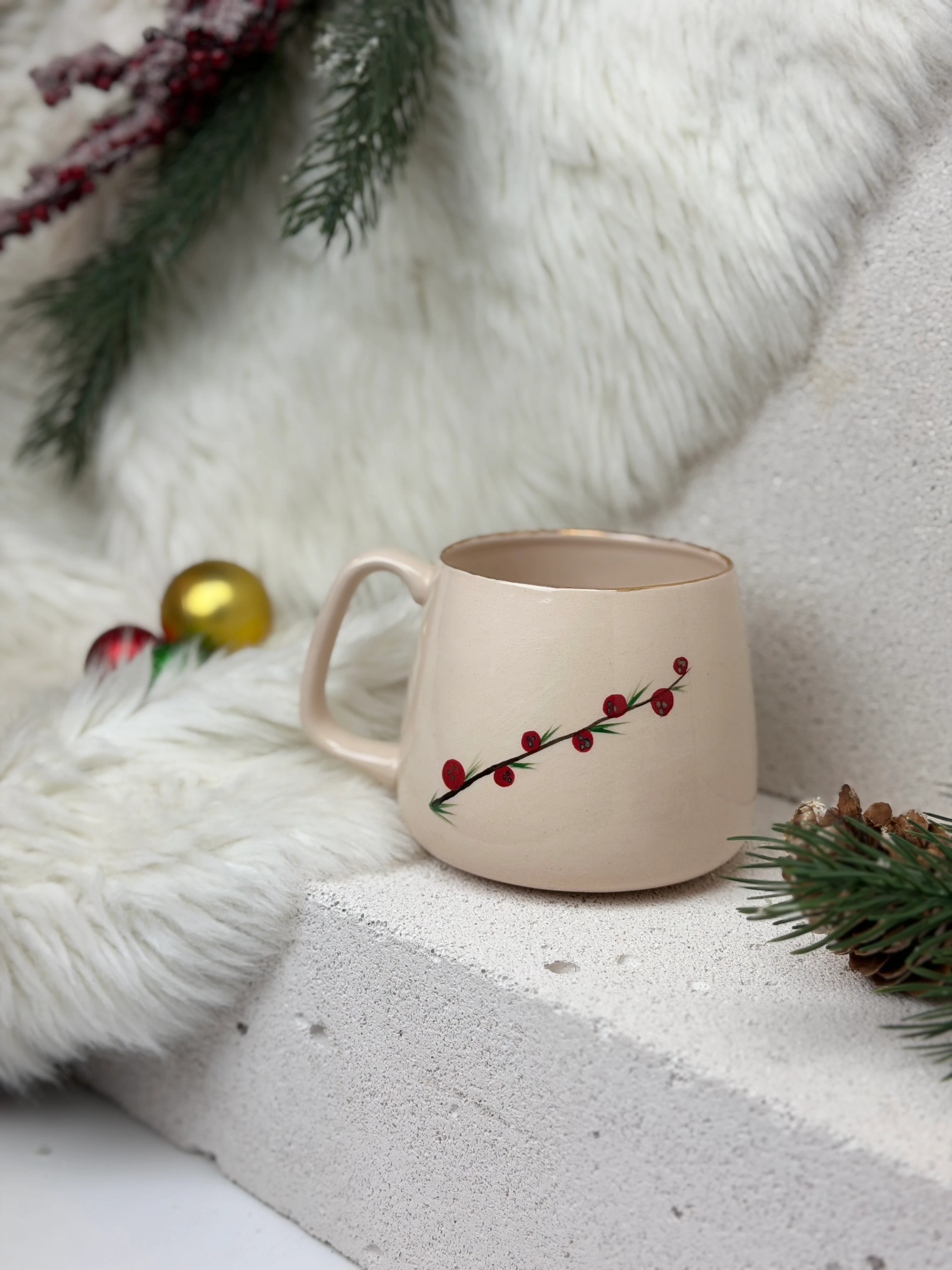 24k Altın Detaylı El Boyama Yeni Yıl Fincanı