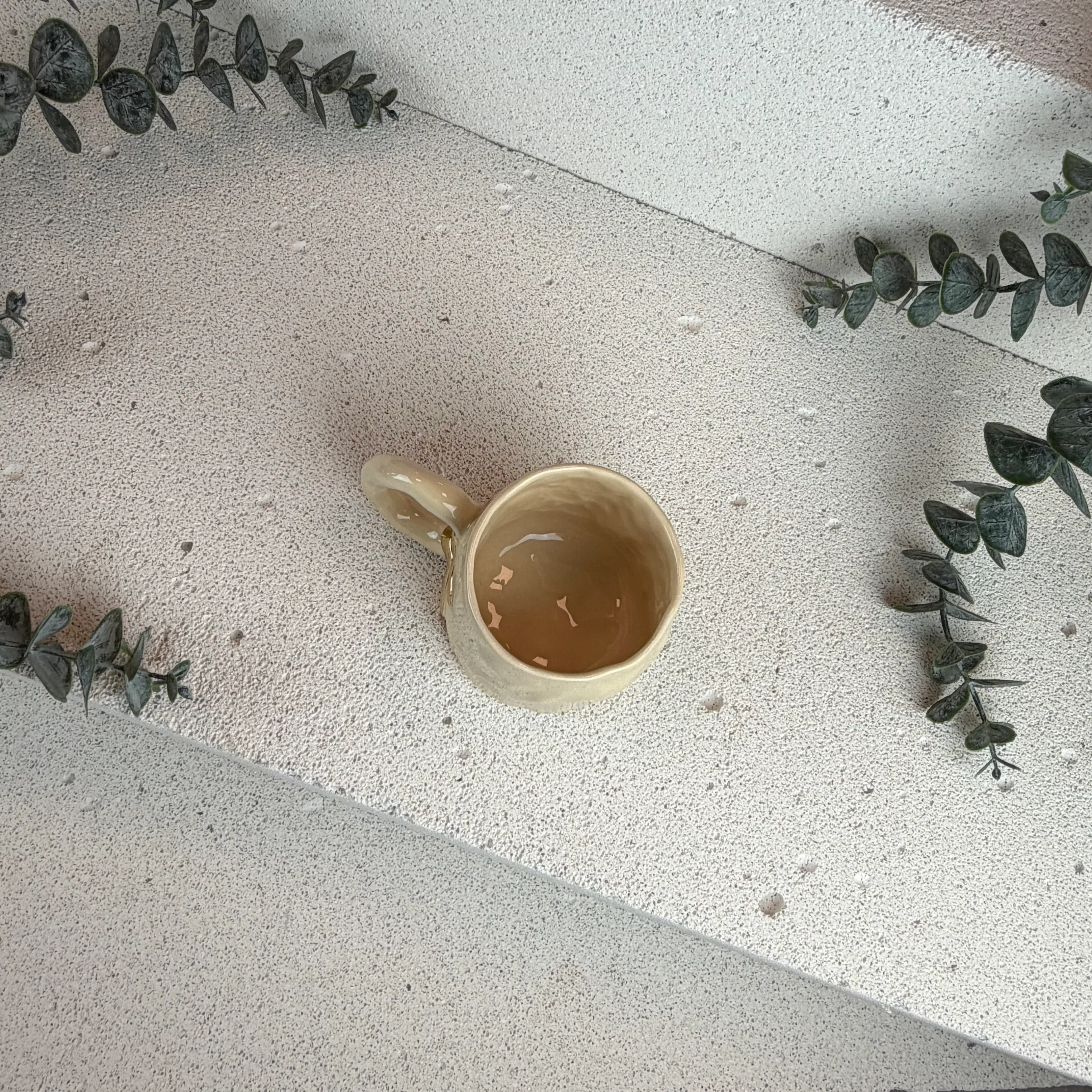 El yapımı Stoneware 24k altın detaylı 150ml 