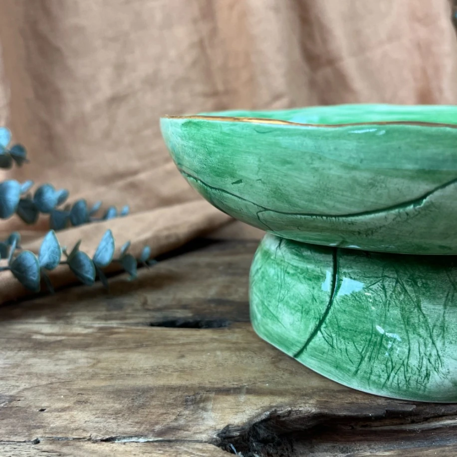 24K ALTIN DETAYLI YEŞİL AYAKLI KASE