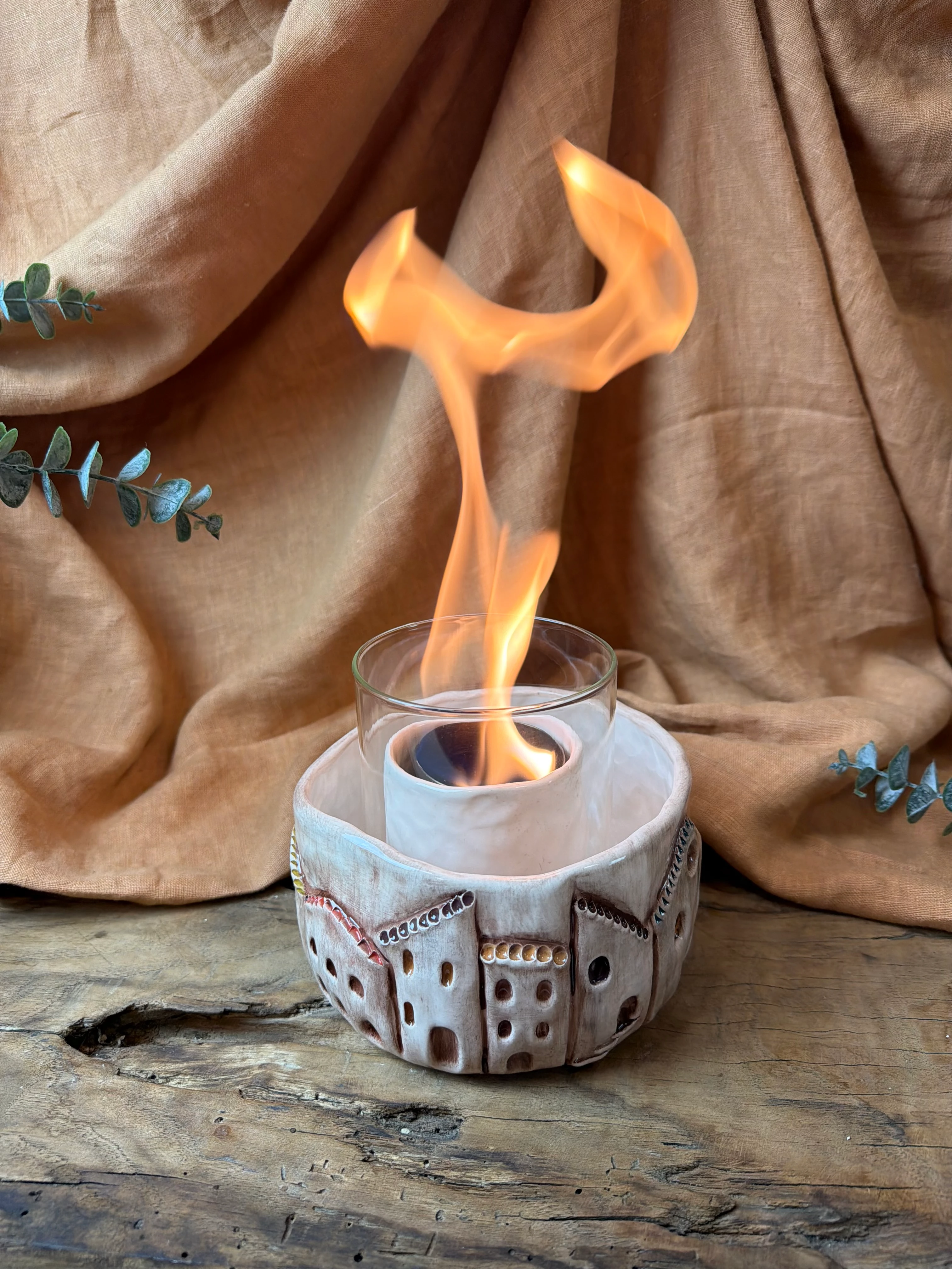 Sgrofıtto Detaylı El Yapımı Stoneware Masa Üstü Ateş Çukuru / MAHALLE