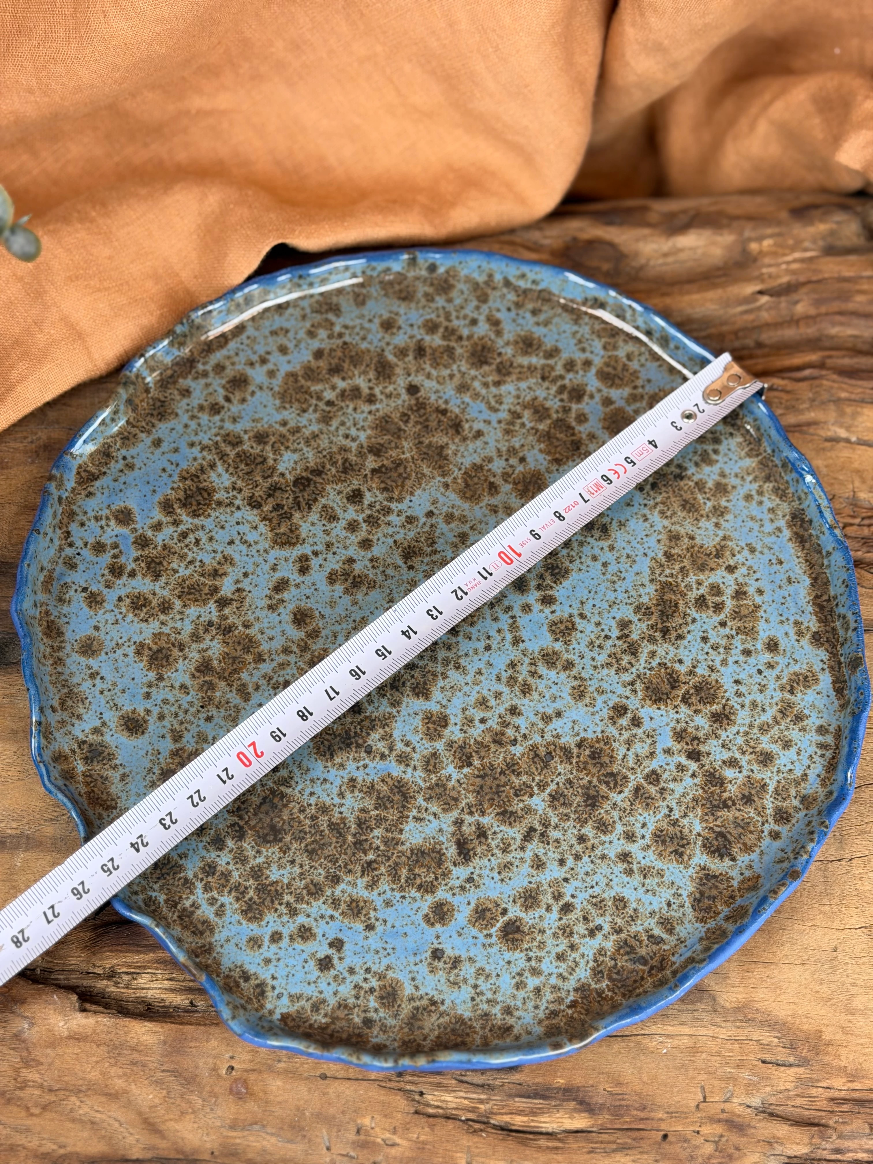 El yapımı porselen 3’lü tabak seyi