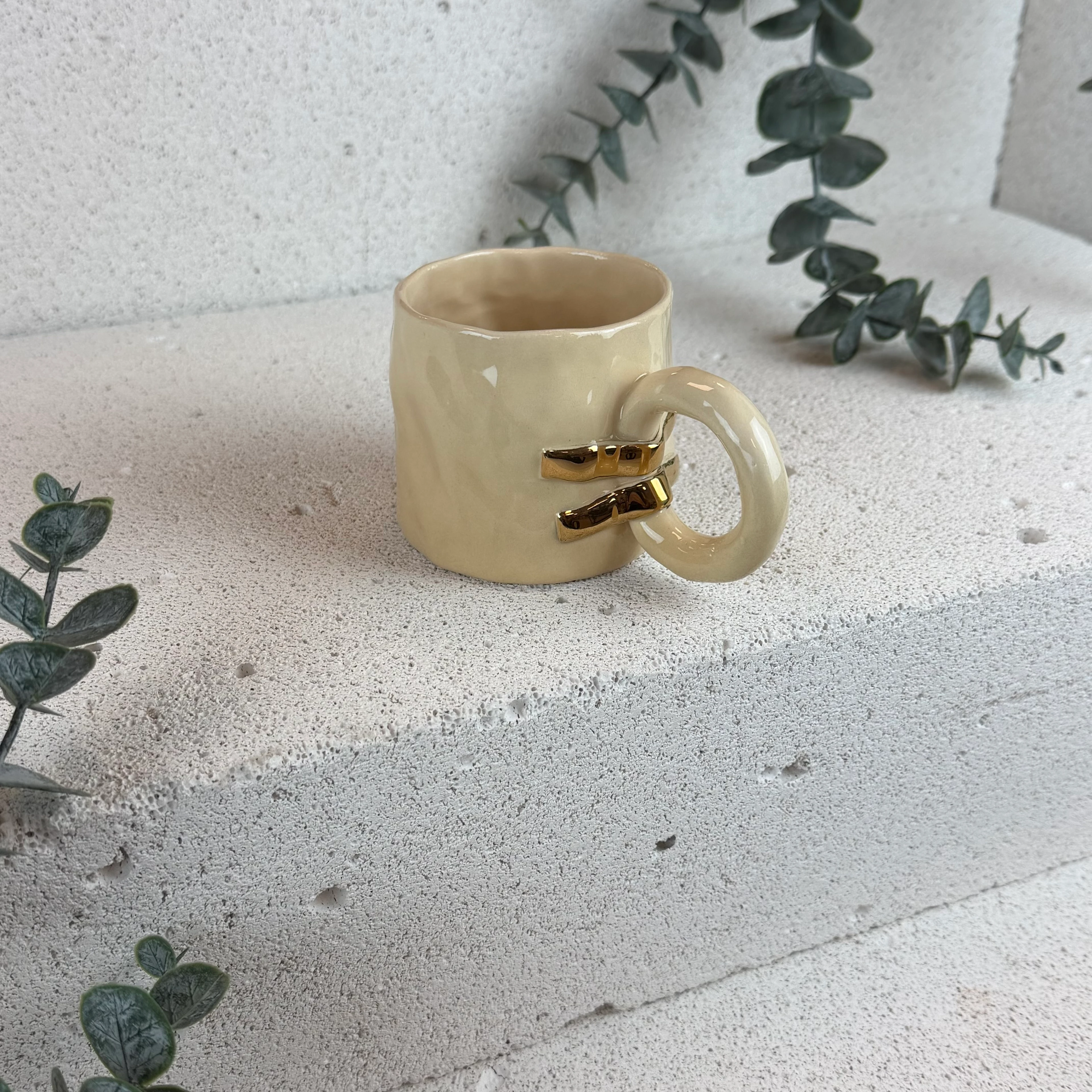 El yapımı Stoneware 24k altın detaylı 150ml 