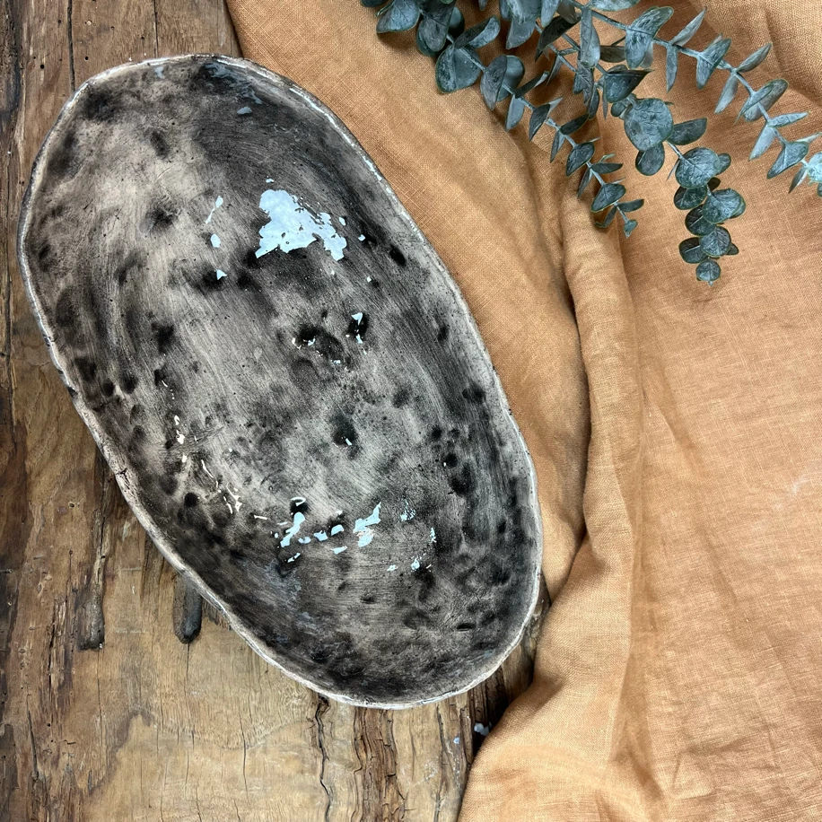 El yapımı büyük boy kase