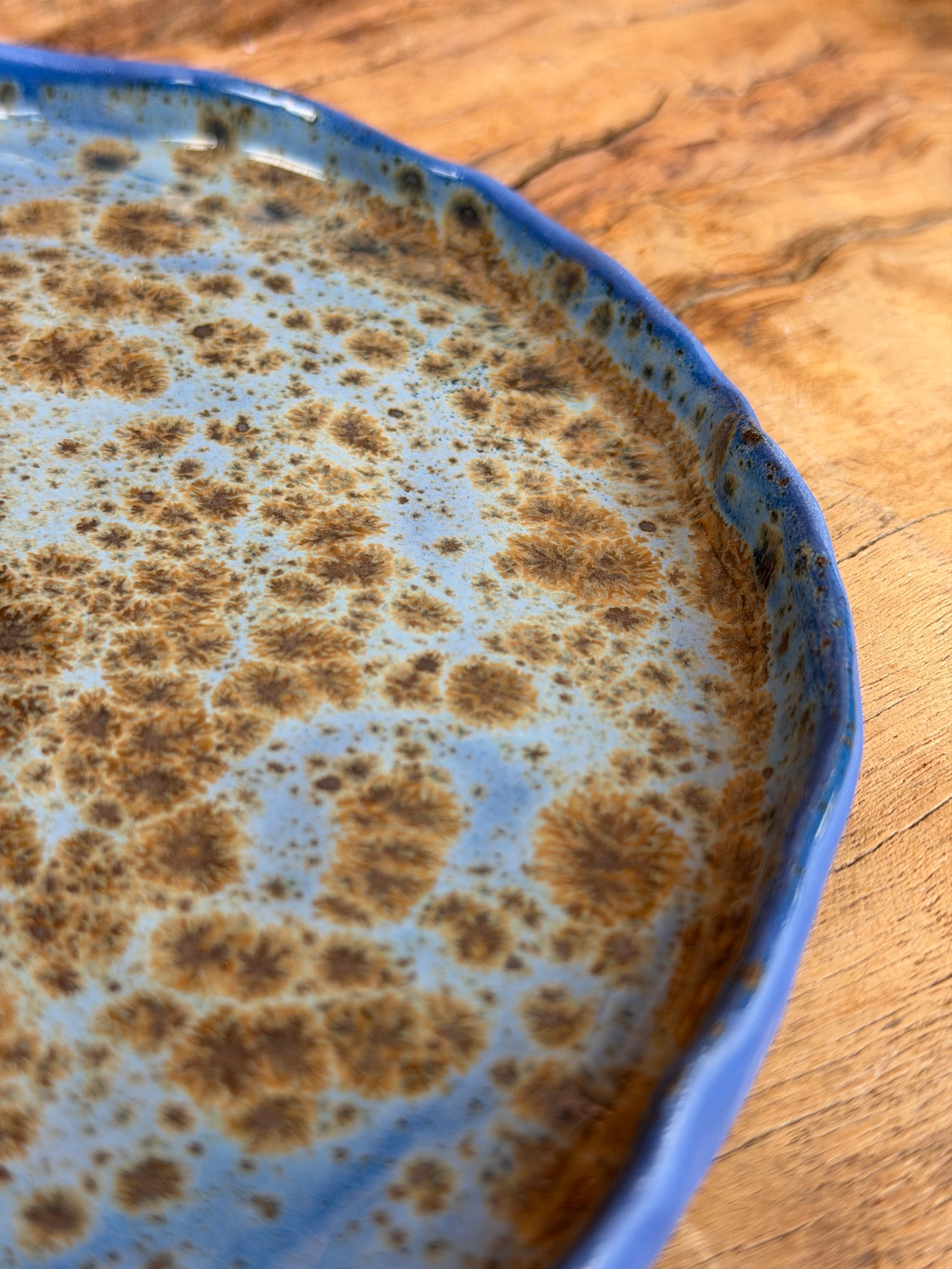 El yapımı porselen 3’lü tabak seyi