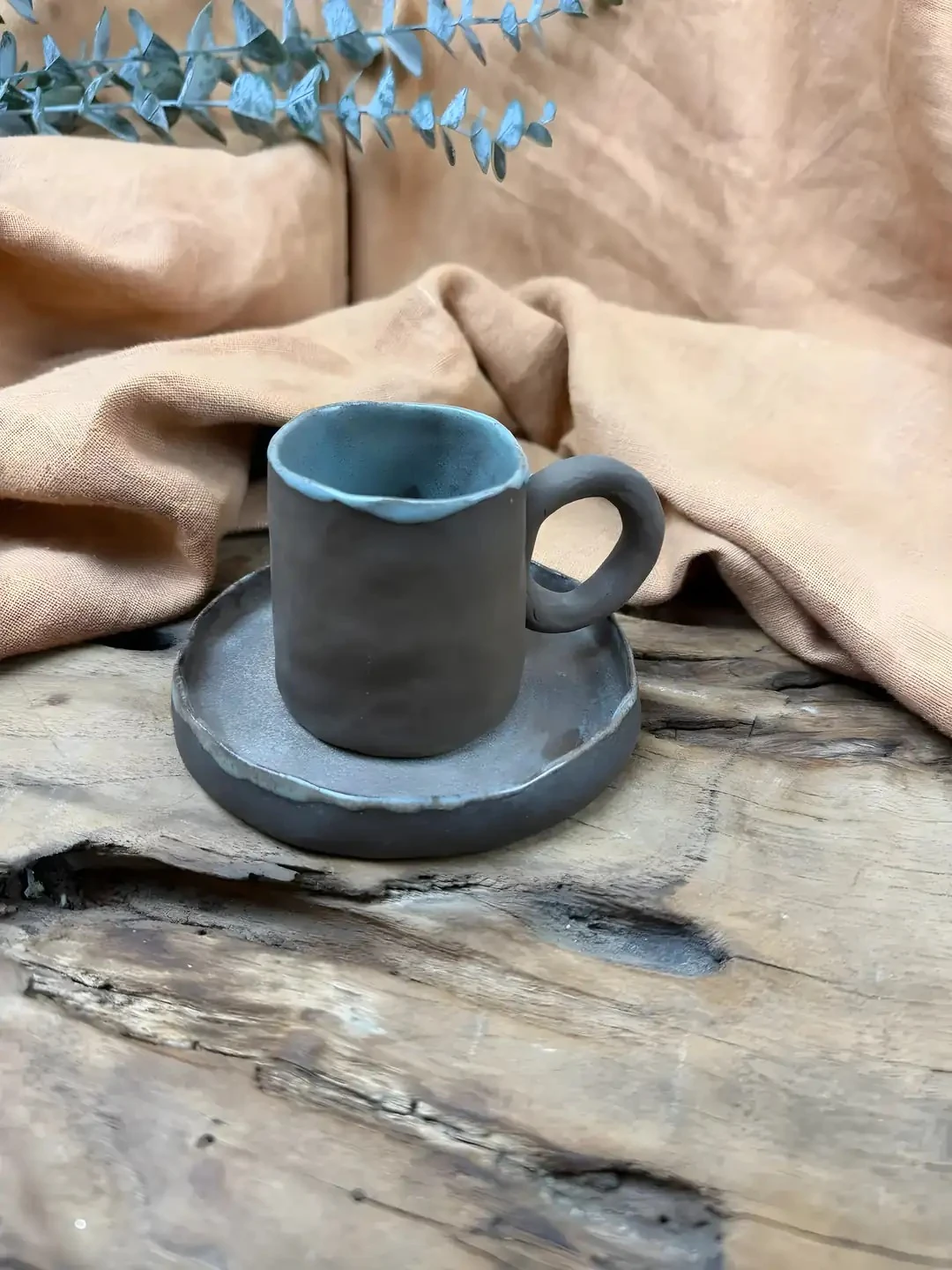 El Yapımı Stoneware Kahve Seti (100 ml, Koyu Kahverengi & Eskitme Mavi Tonları)