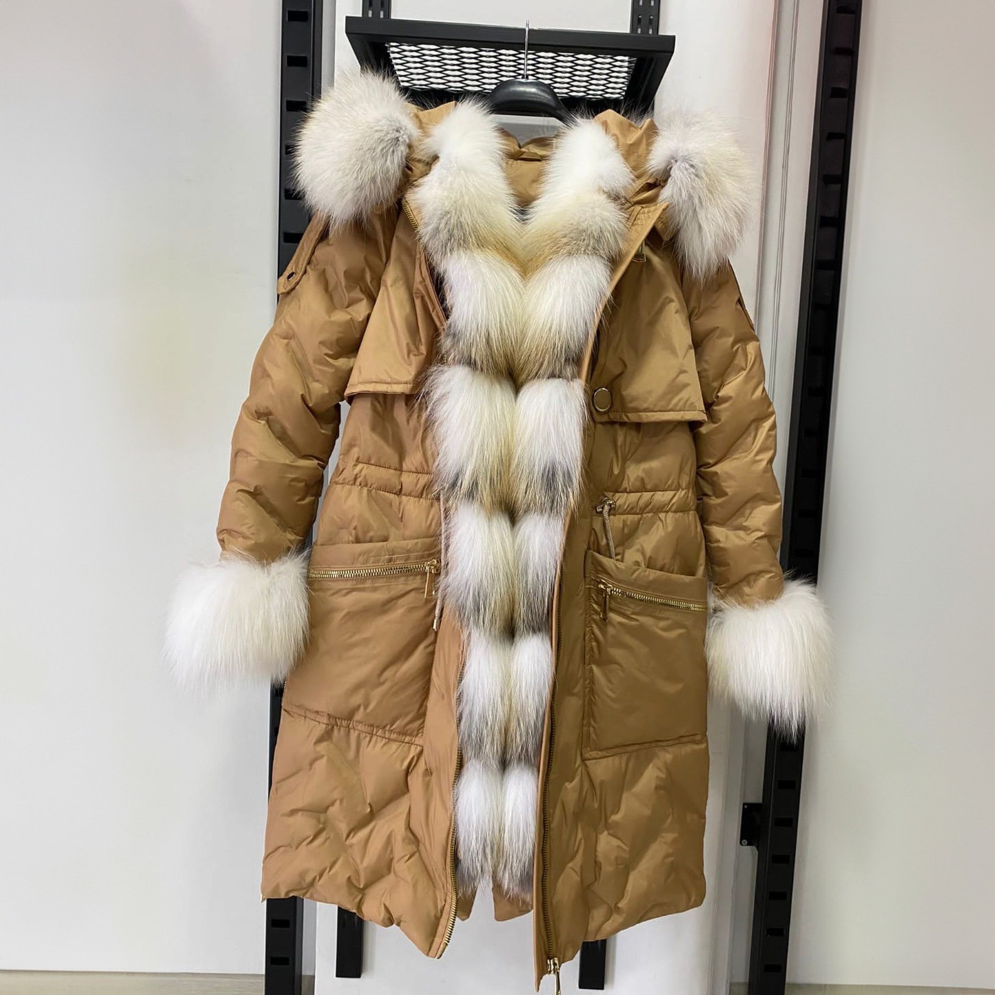 Camel Parka Çıkarılabilir Tilki Kürkü 