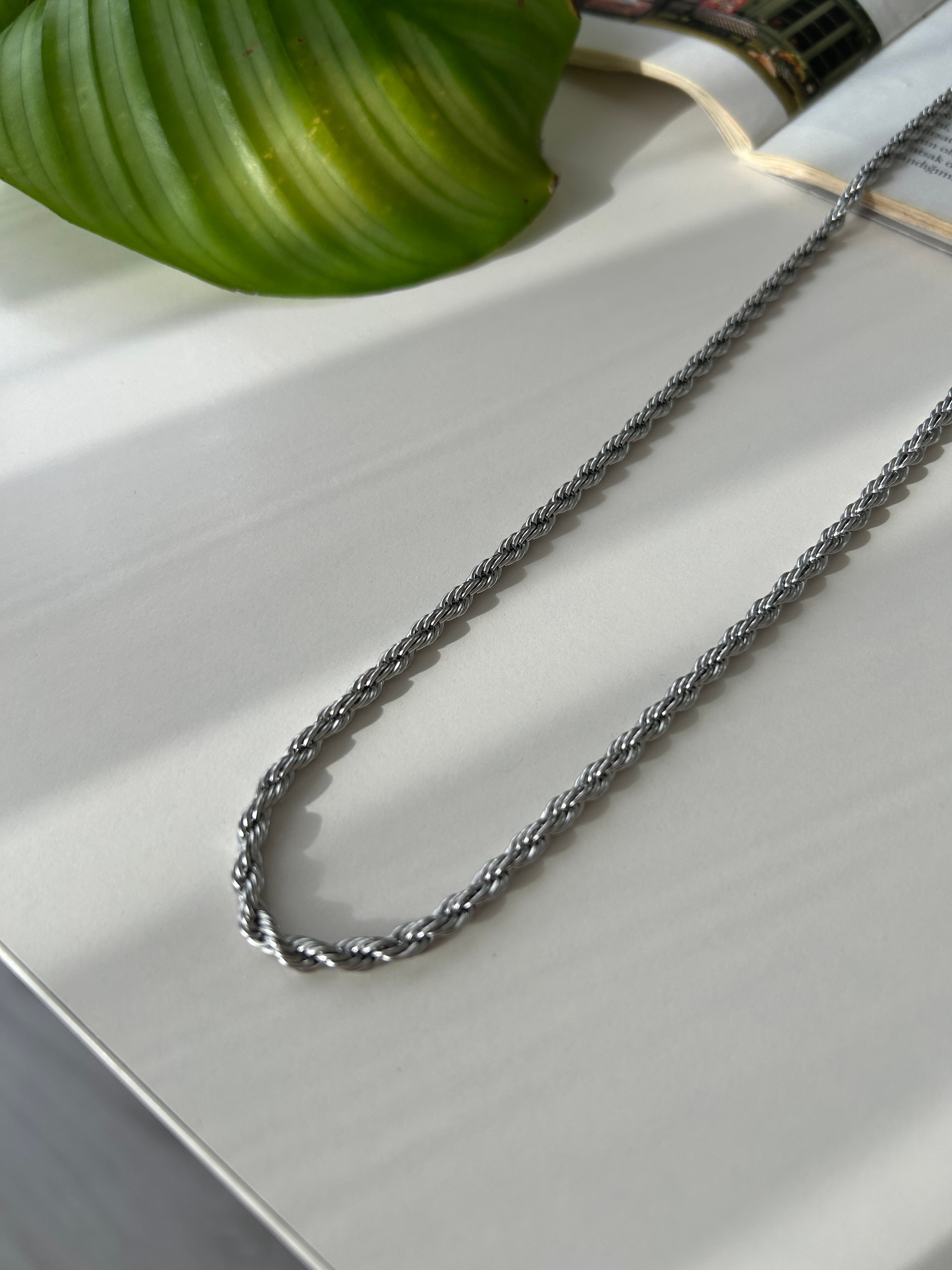 Gümüş renk burgu kolye (60+5cm)