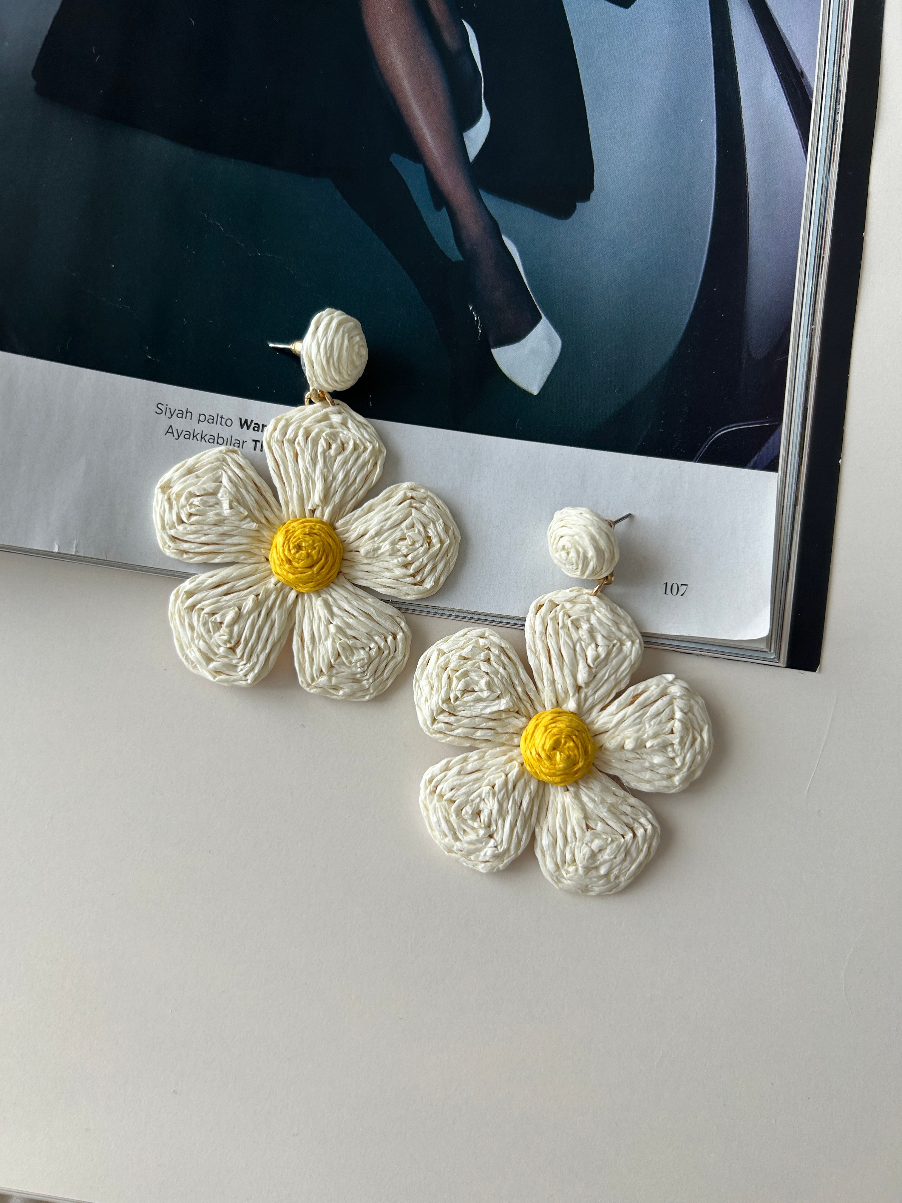 Yaz küpeleri (Çelik değildir) 