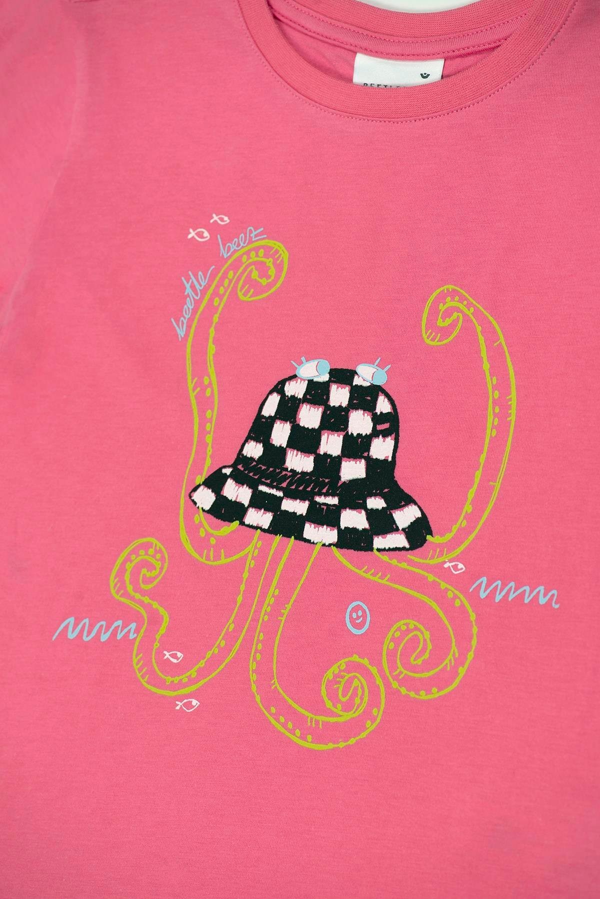 Funky Octopus Hat T-Shirt