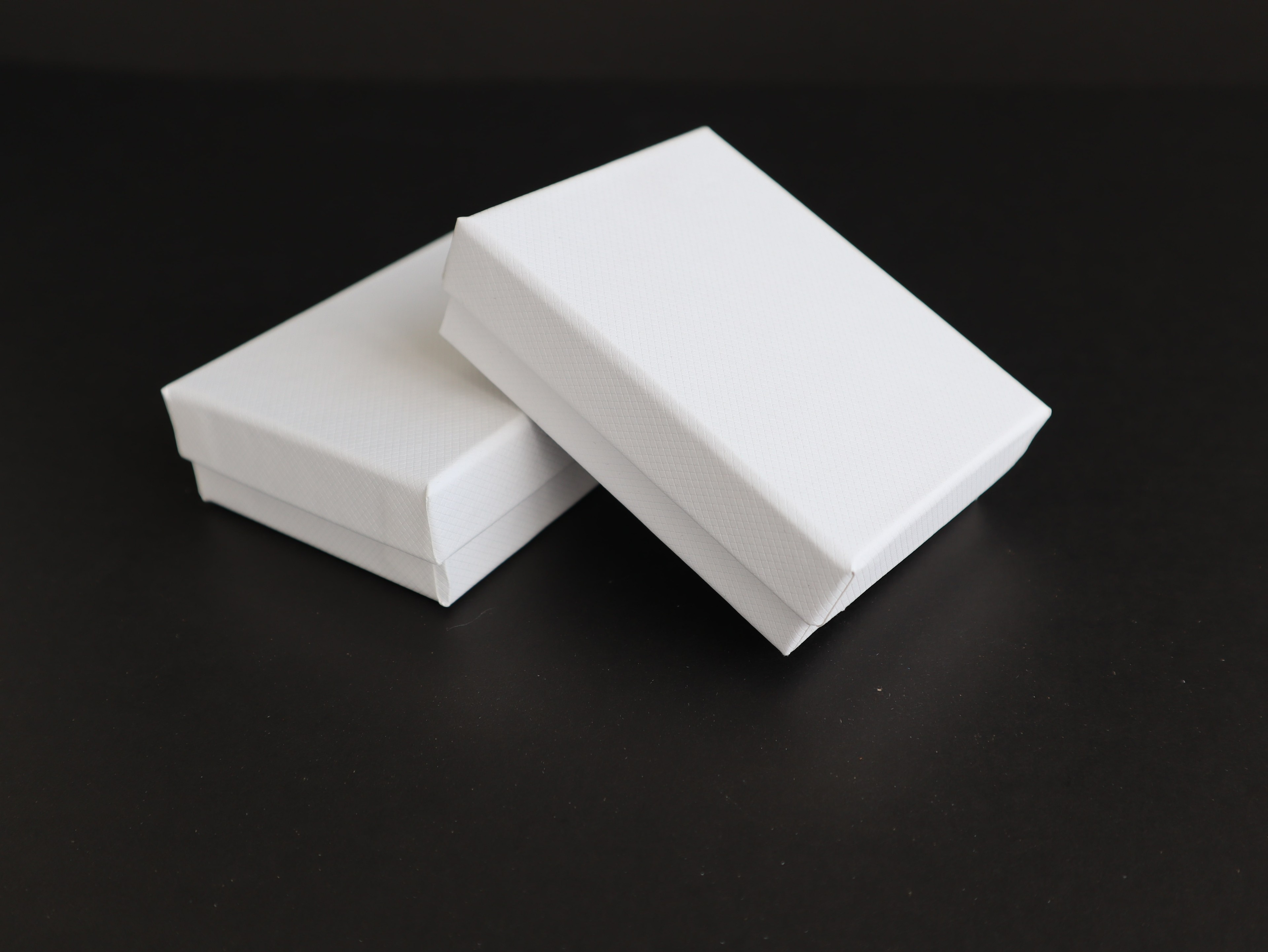 8x6x3 cm Doğa Dostu Beyaz Renkli Takı Kutusu