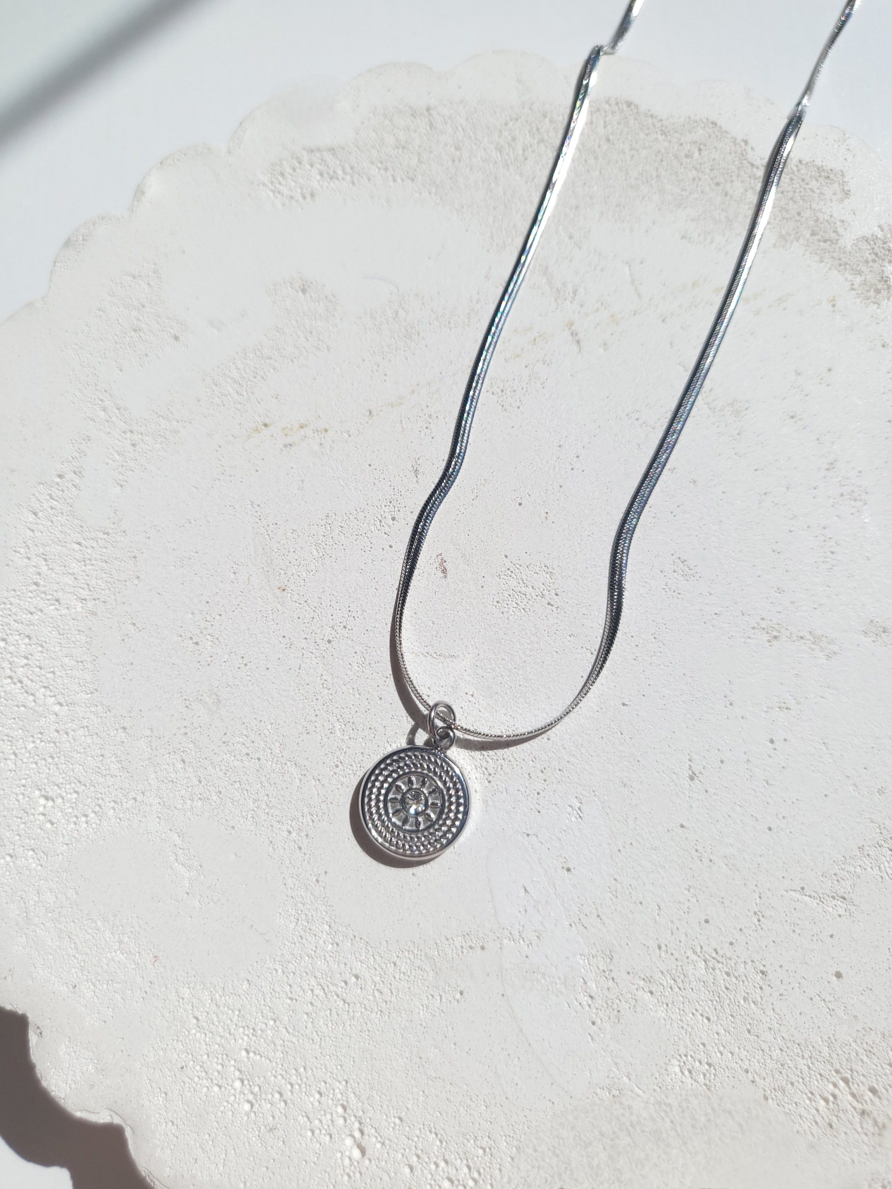 Çelik Silver İnce İtalyan Zincirli Antik Kolye