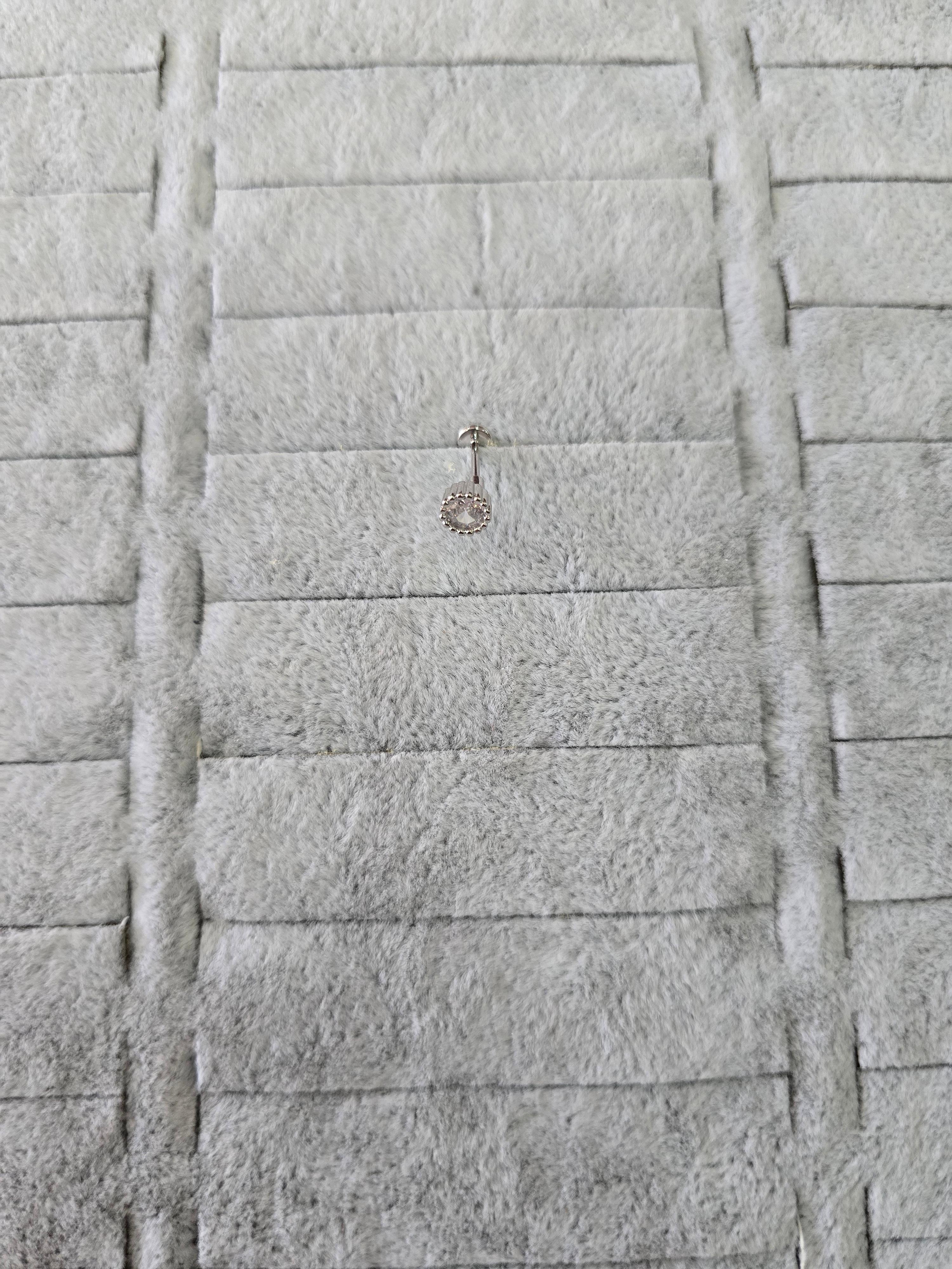 Çelik Silver Tek Taş Tragus