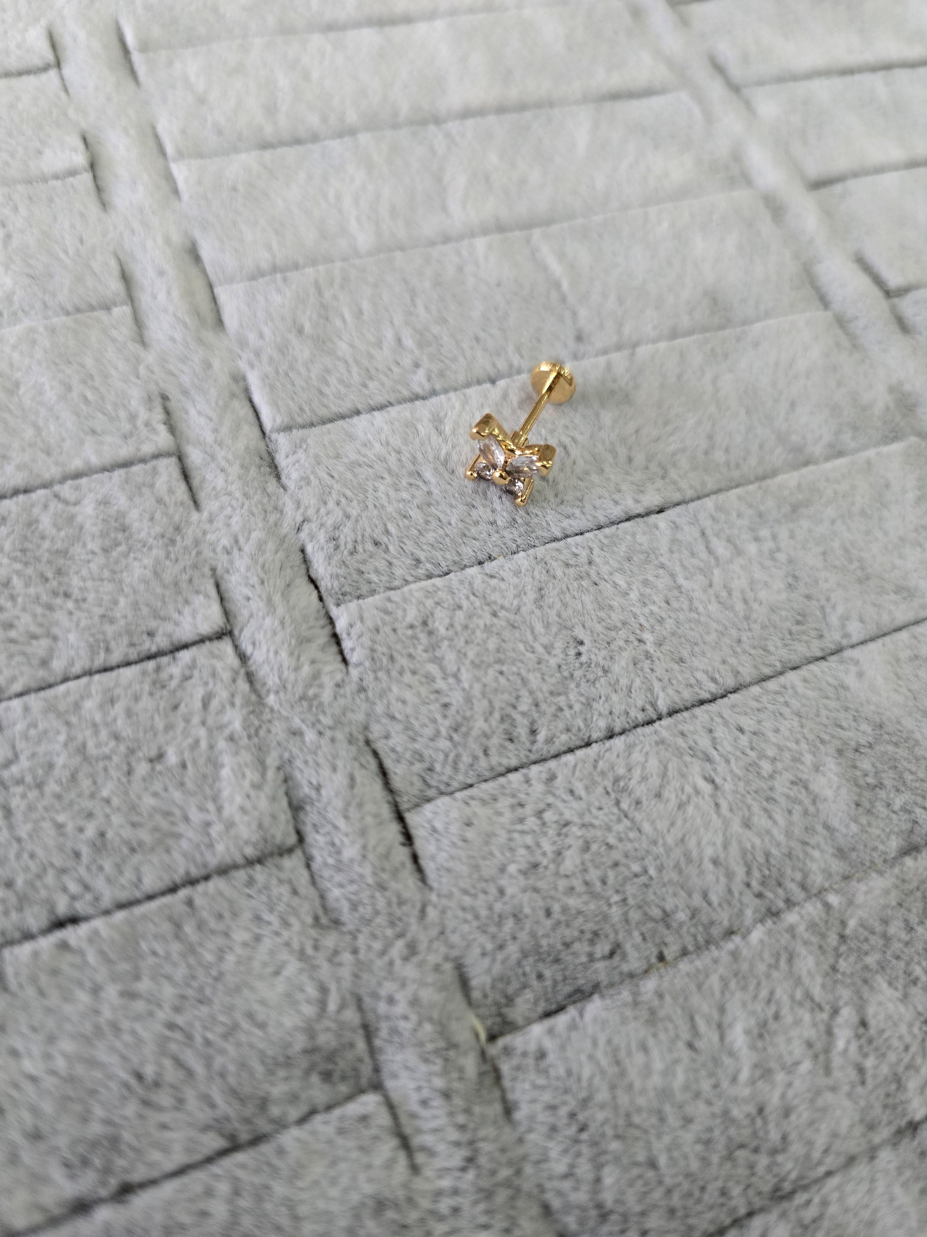 Çelik Gold Diamond Butterfly Tragus