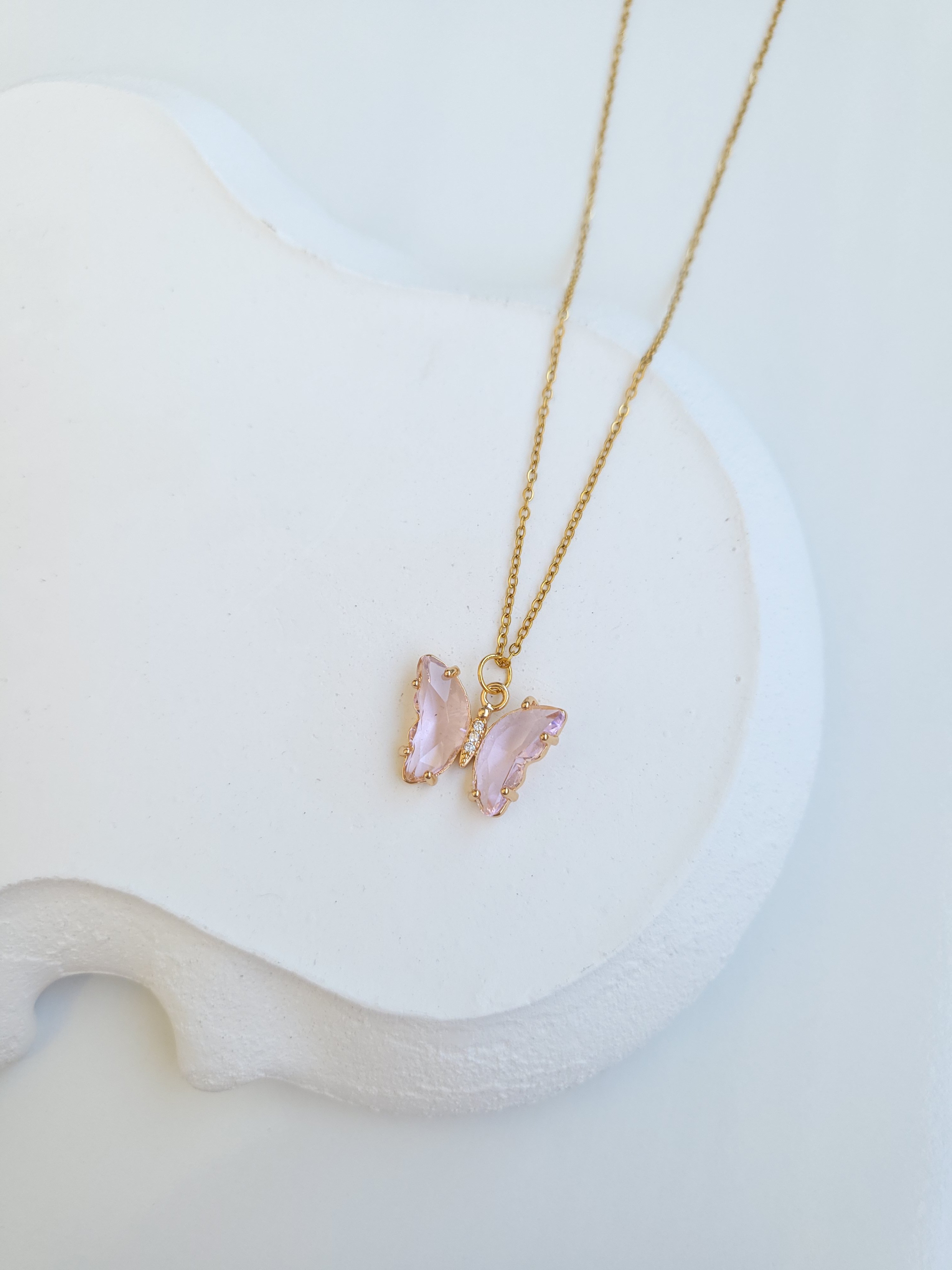 Çelik Gold Pembe Kelebek Kolye