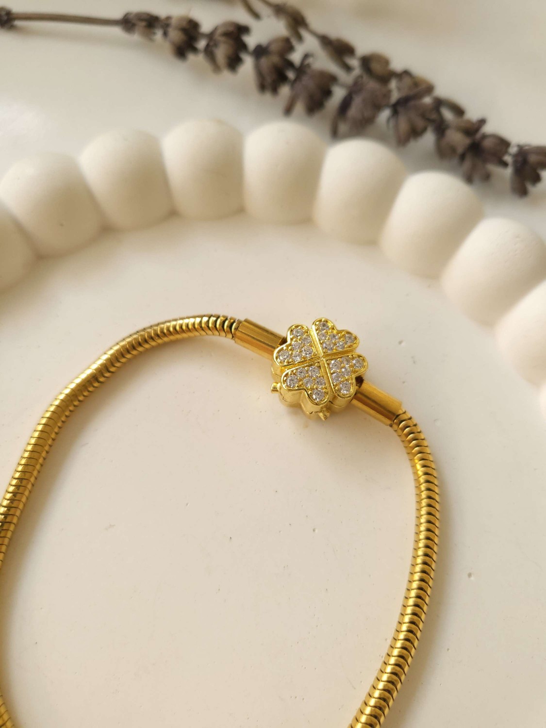 Çelik Gold Yonca Pandora Bileklik