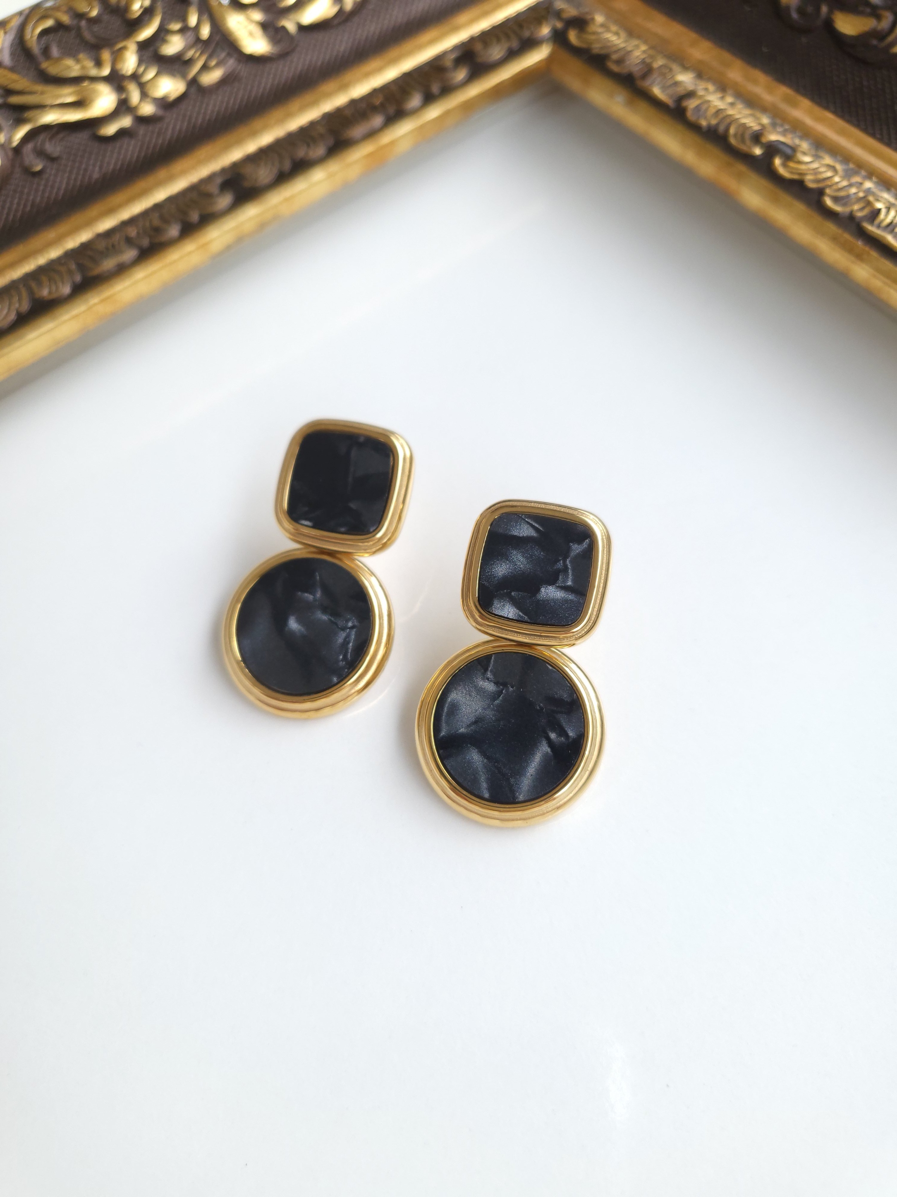 Çelik Gold Vintage Küpe