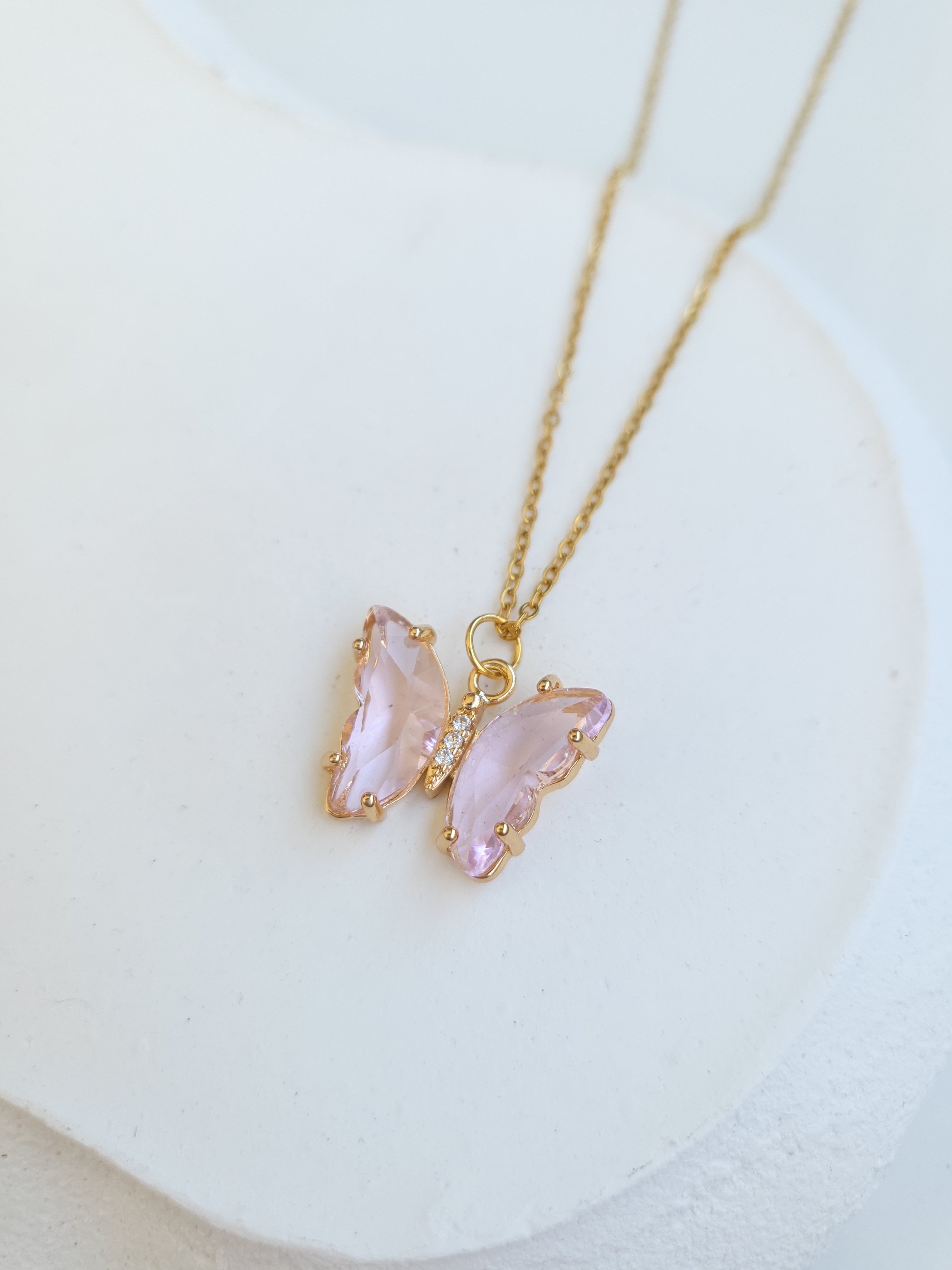 Çelik Gold Pembe Kelebek Kolye