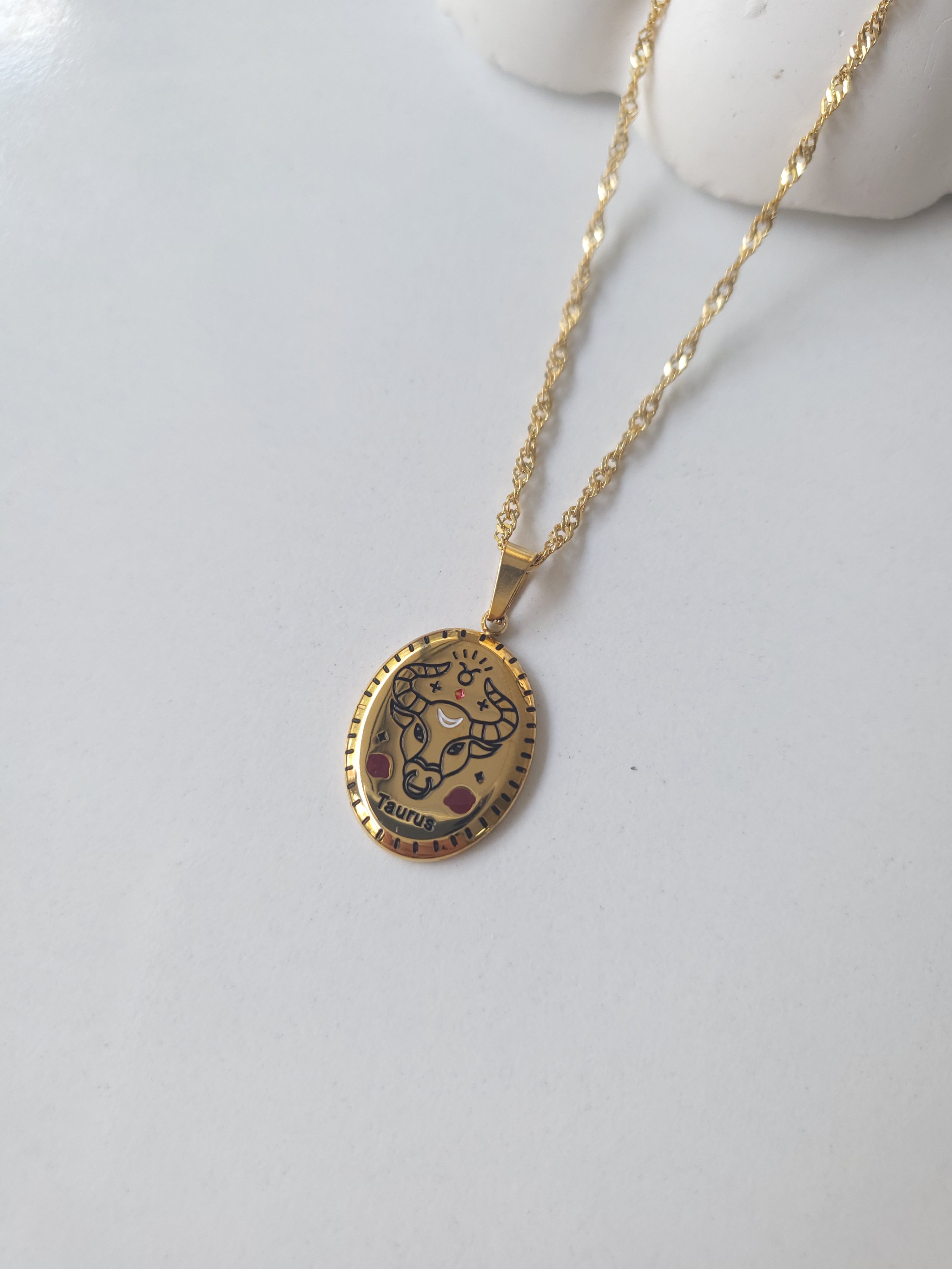 Çelik Gold Boğa Burcu Kolye