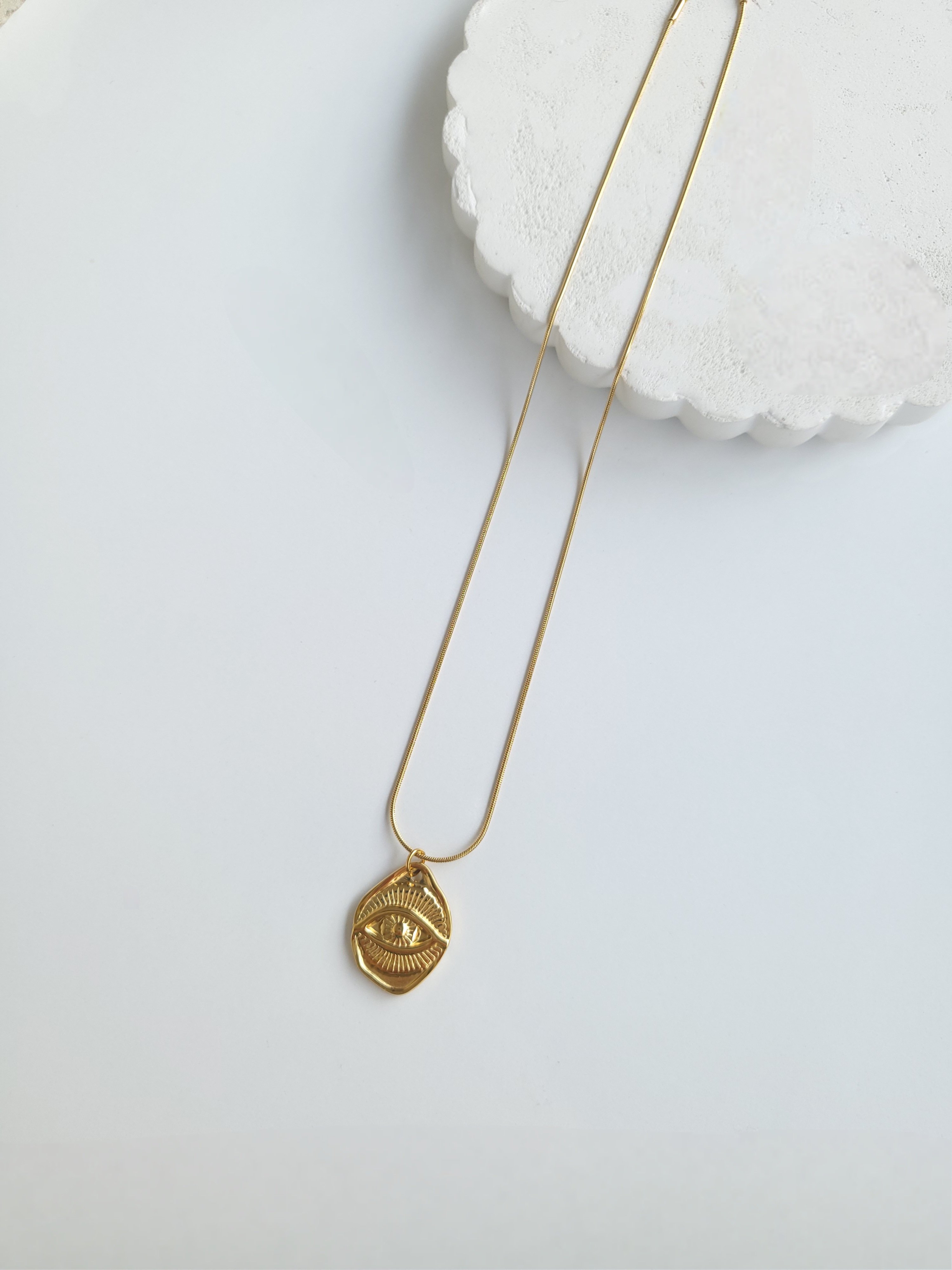 Çelik Gold Antik Göz Kolye