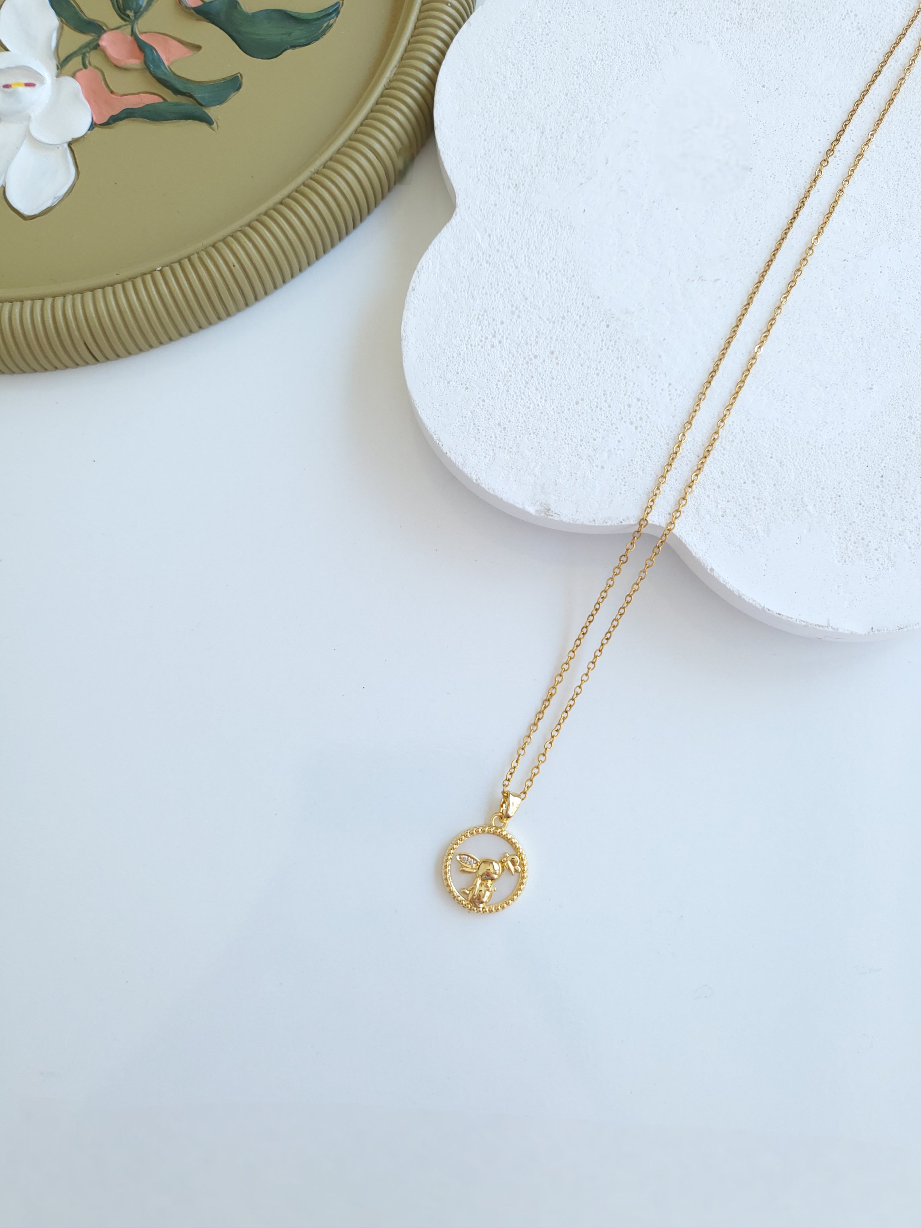 Çelik Gold Rabbit Kolye
