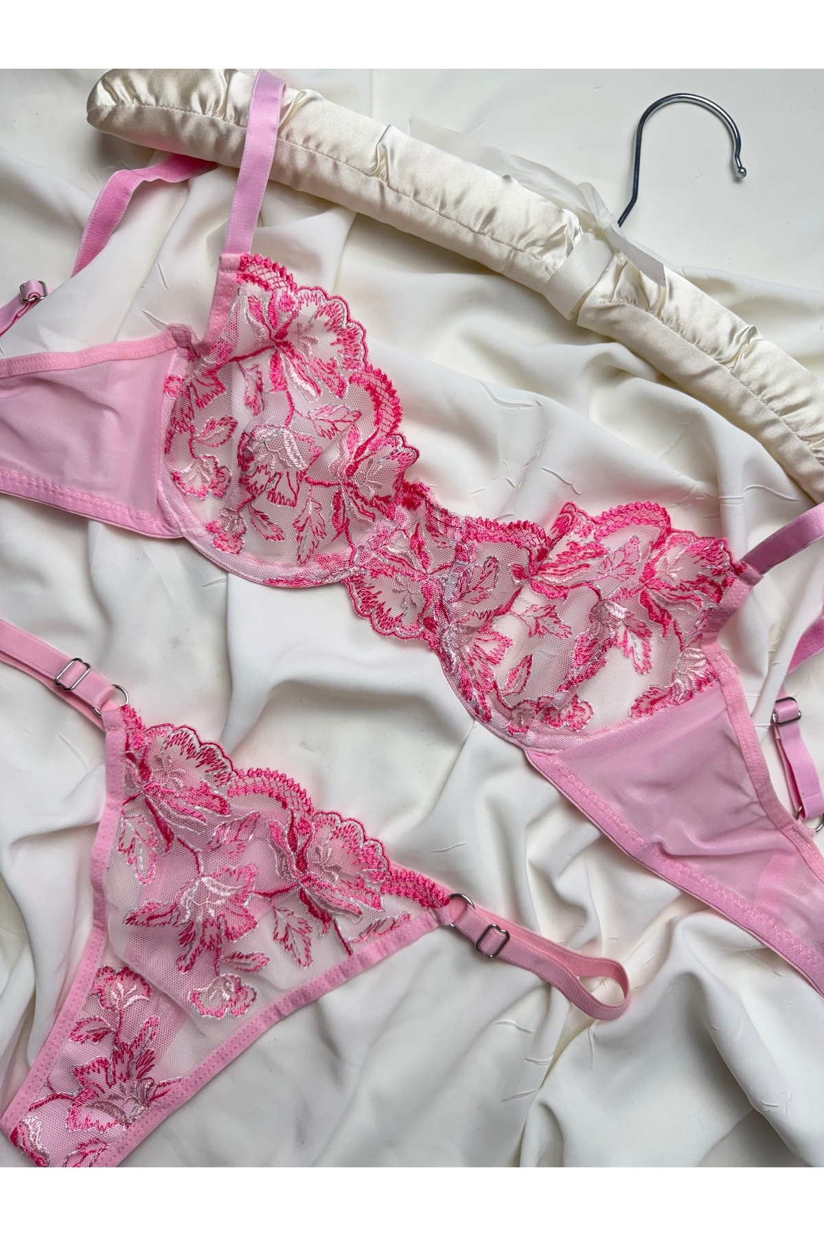 Desenli Transparan Bralet Takım - pembe
