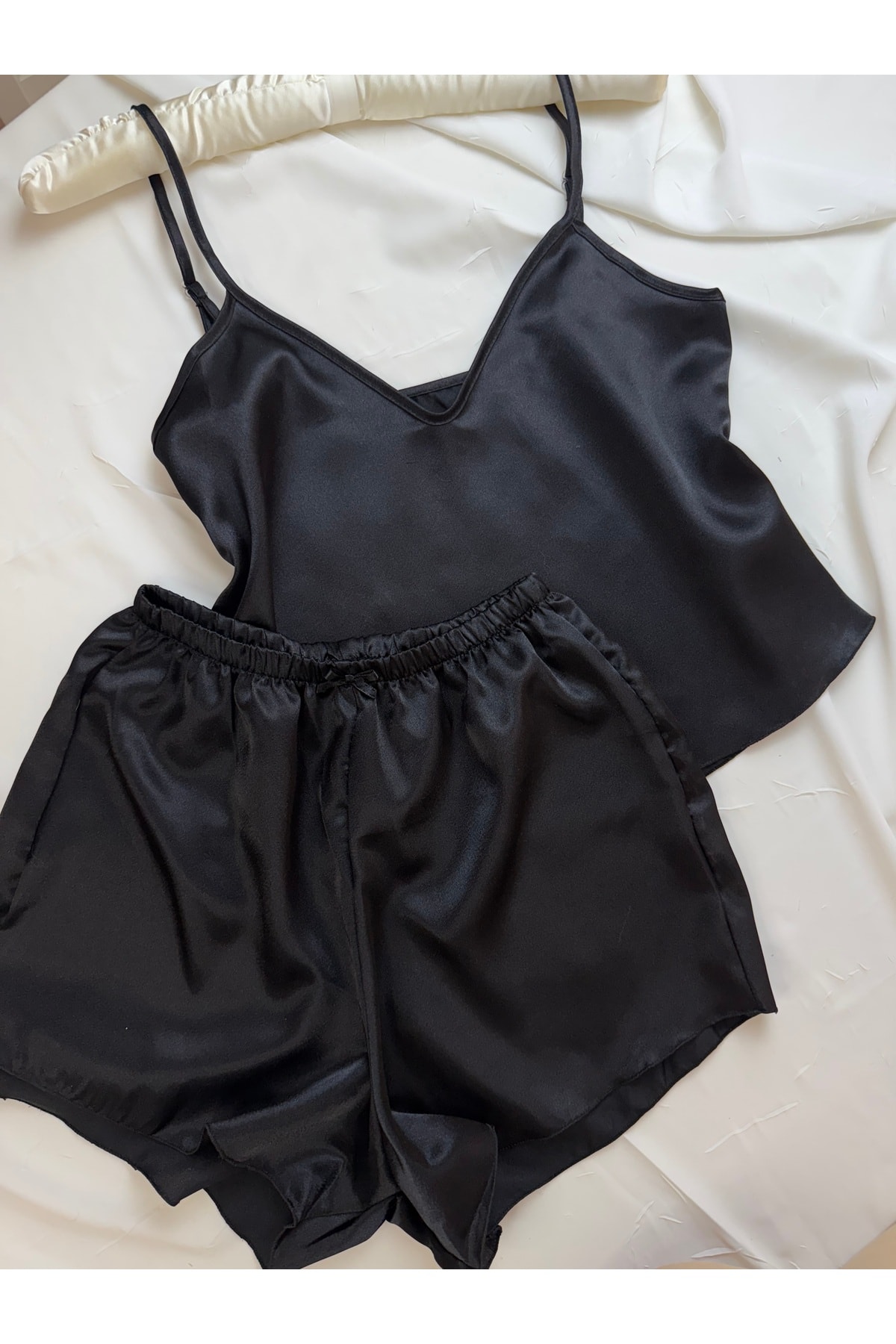 Ayarlanabilir Askılı Saten Pijama Takımı - düz siyah