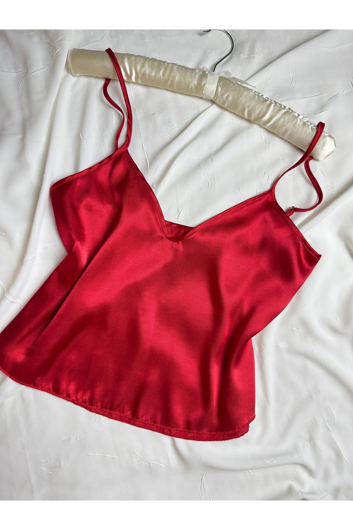 Ayarlanabilir Askılı Saten Pijama Takımı