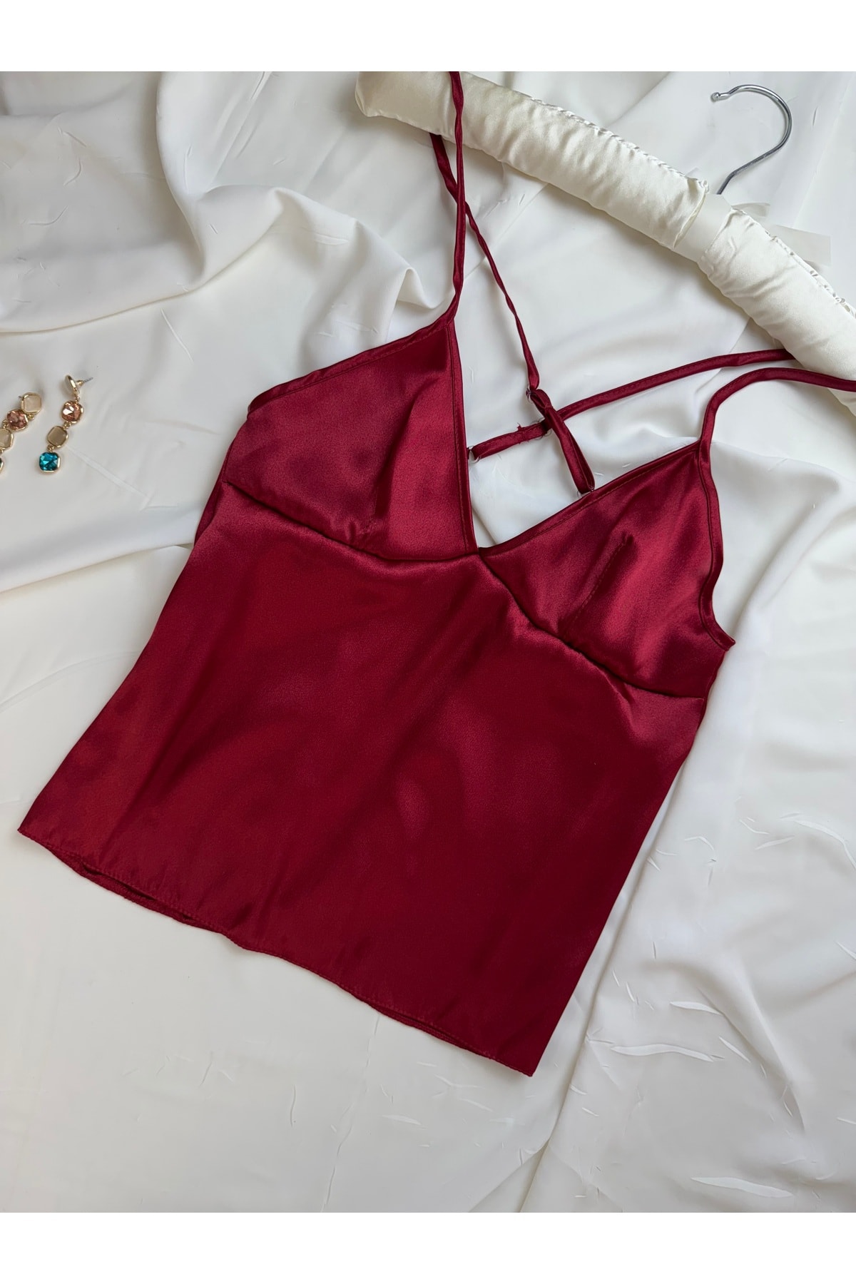Saten Sırt Dekolteli Askılı Hipster Şortlu Gecelik Pijama Takımı - bordo