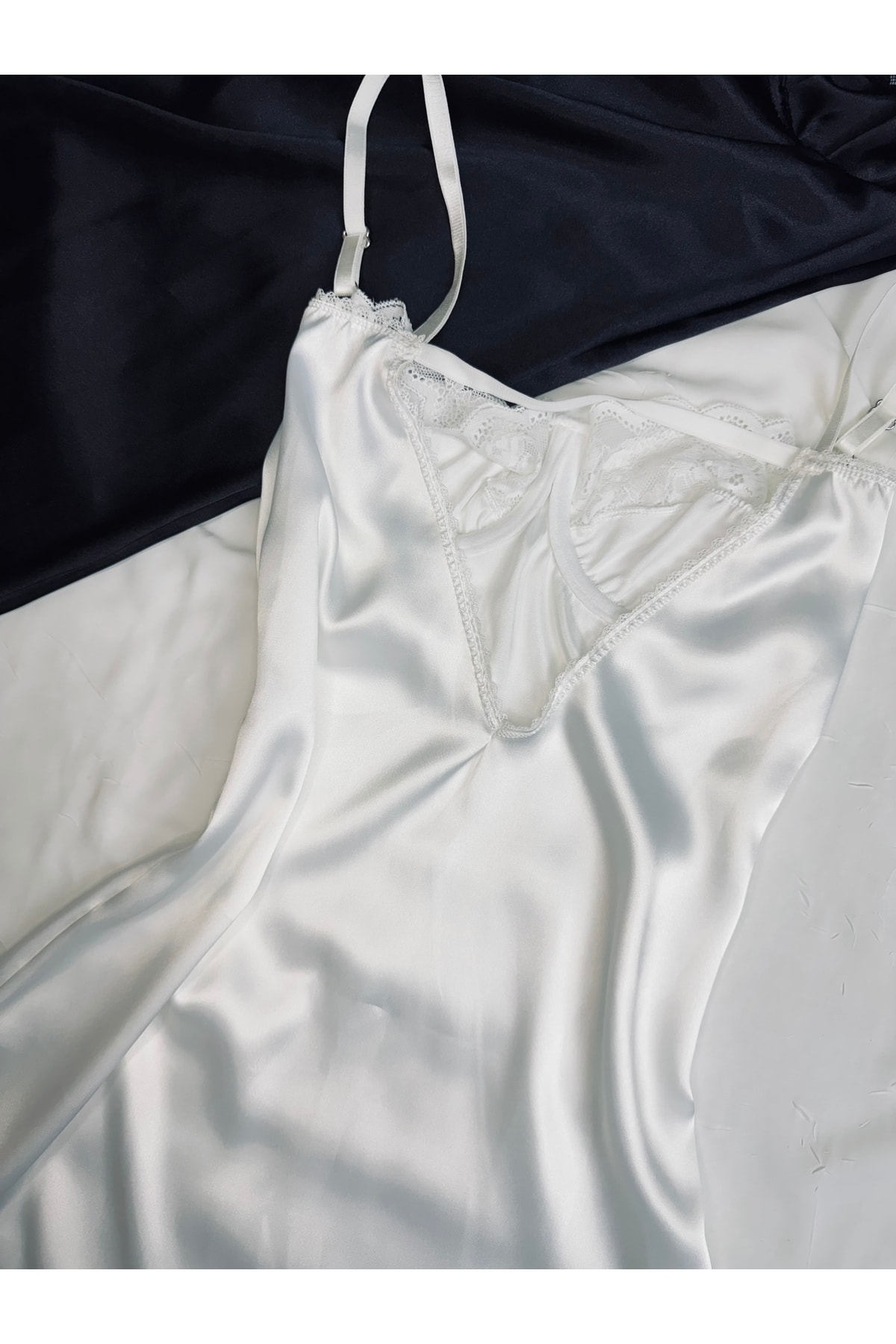 Ekru Saten Ayarlanabilir Askılı Dantelli Gecelik (BABYDOLL) - beyaz