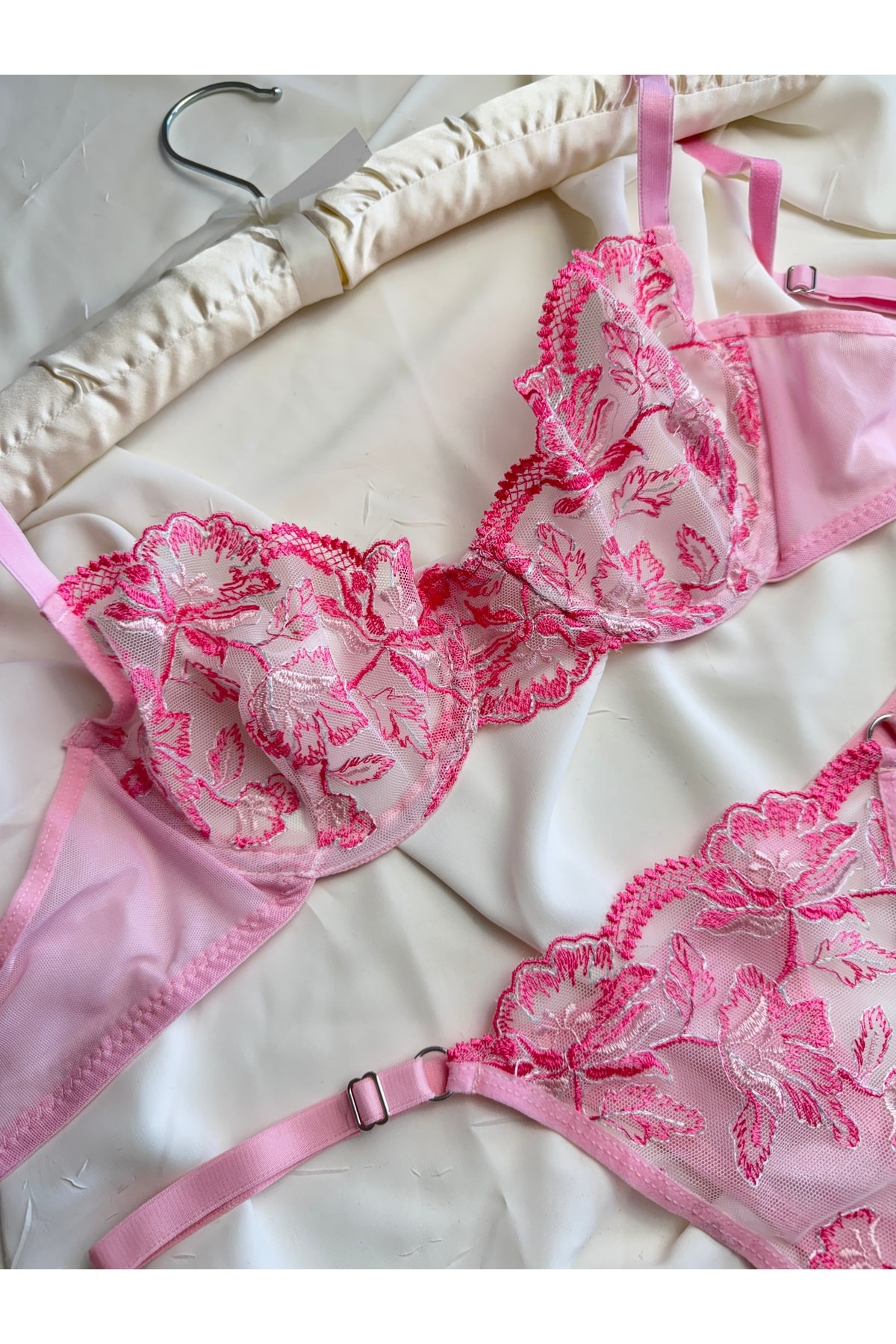 Desenli Transparan Bralet Takım - pembe