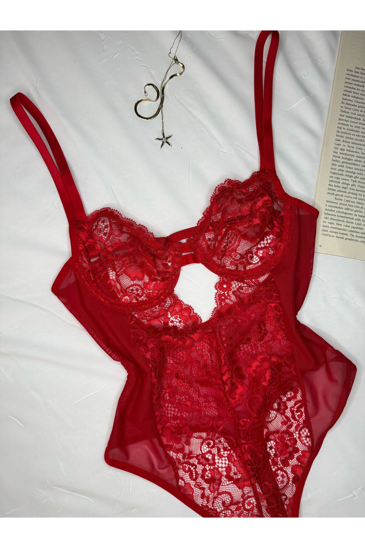 Bebe Mavi Dantelli Brode Balenli Kapsız Transparan Bodysuit - dantel kırmızı