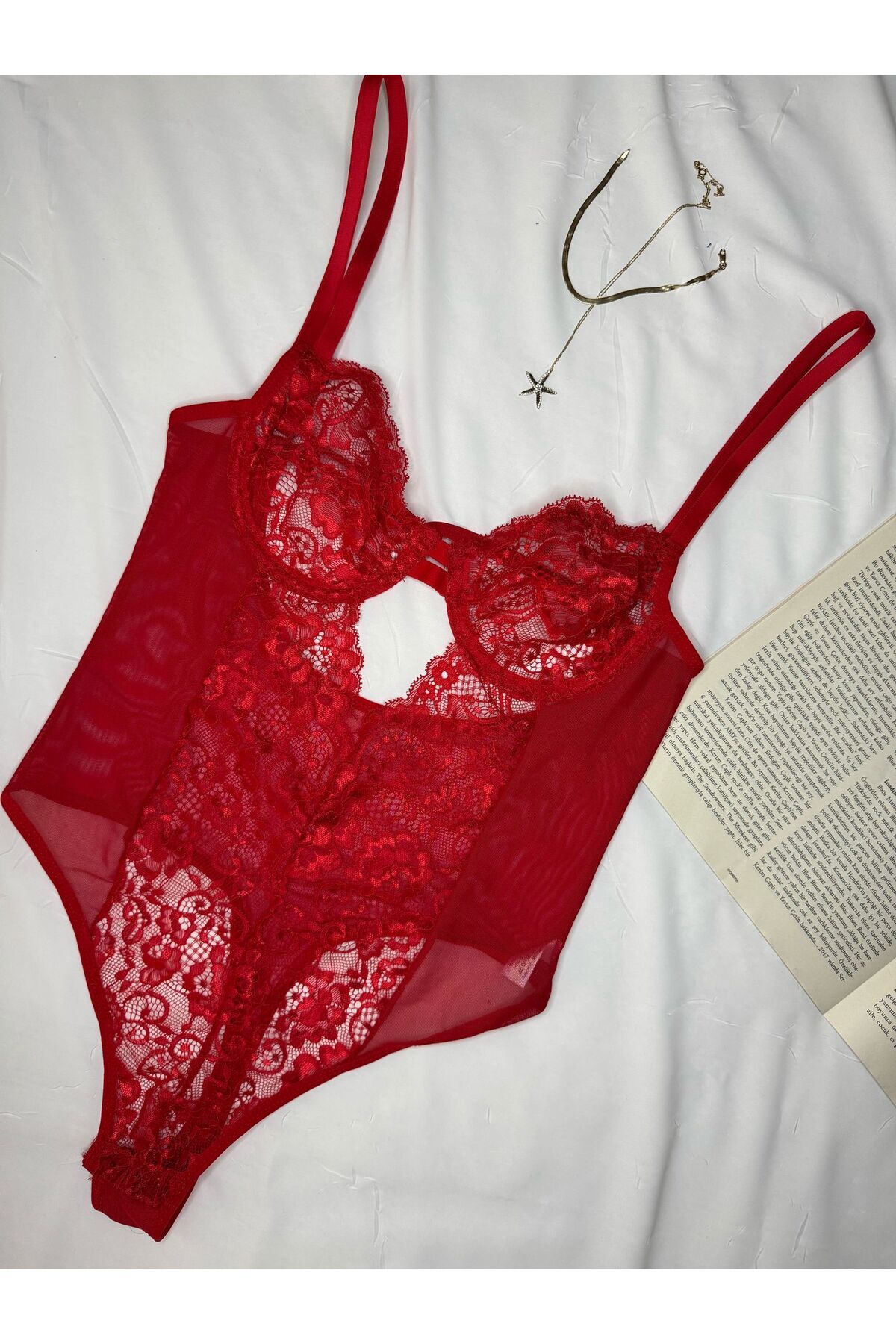 Bebe Mavi Dantelli Brode Balenli Kapsız Transparan Bodysuit - dantel kırmızı