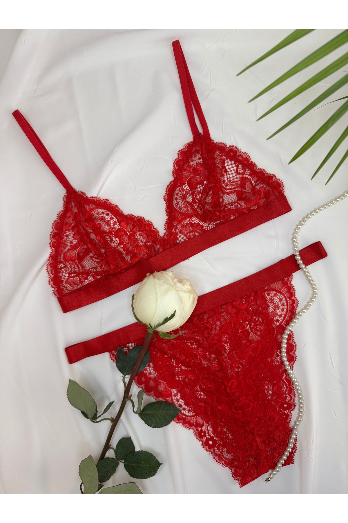 Ekru Parlak Bant Detaylı Dantelli Bralet Sütyen Takımı - kırmızı