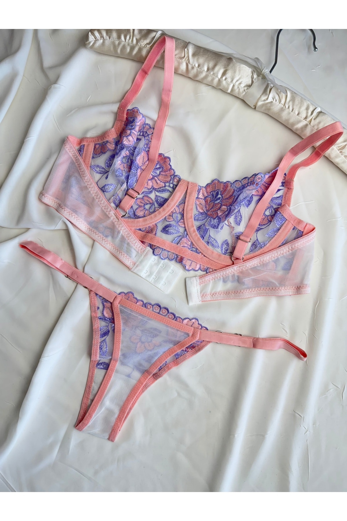 Desenli Transparan Bralet Takım - pudra lila