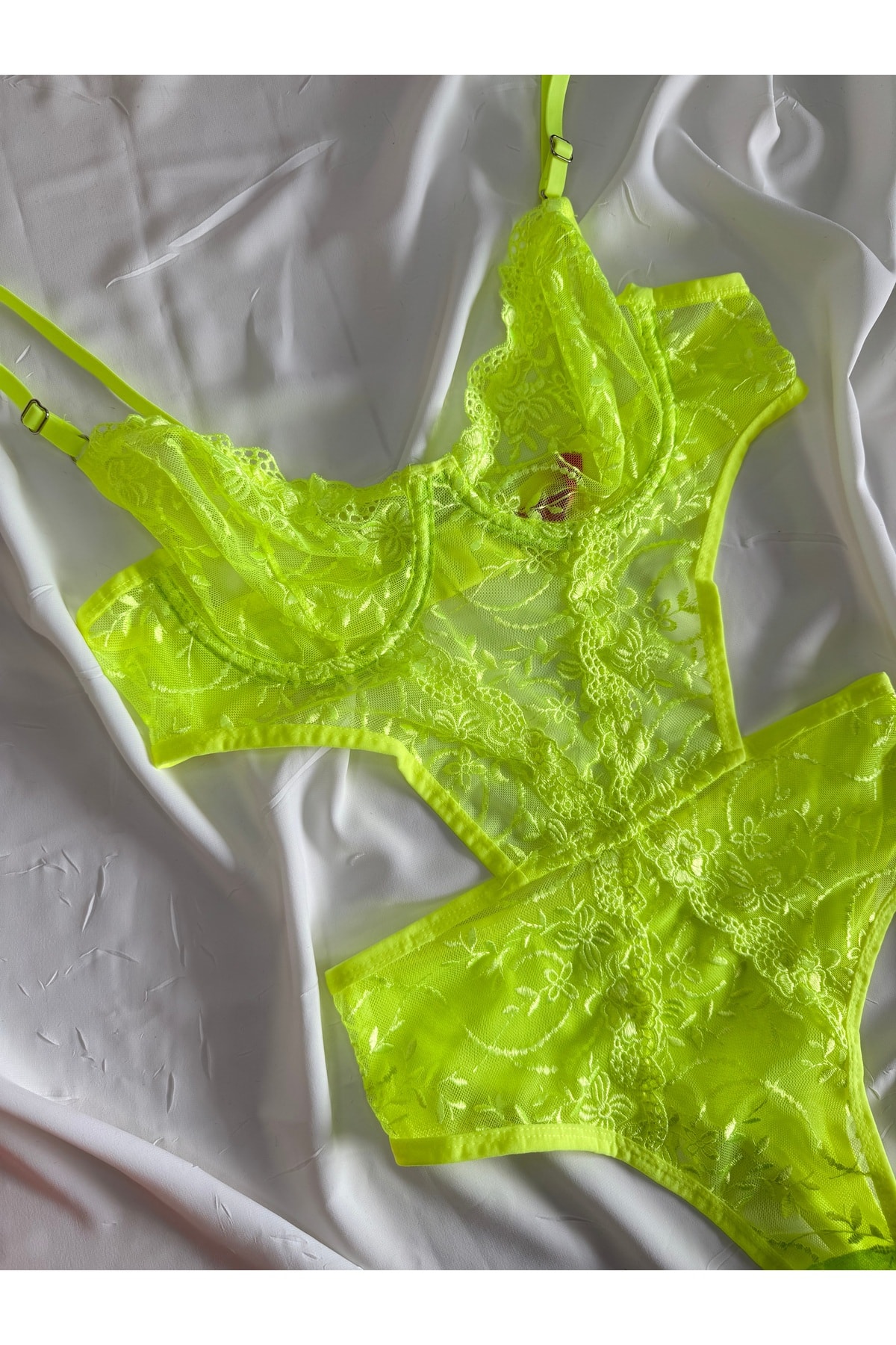Bebe Mavi Dantelli Brode Balenli Kapsız Transparan Bodysuit - neon yeşil