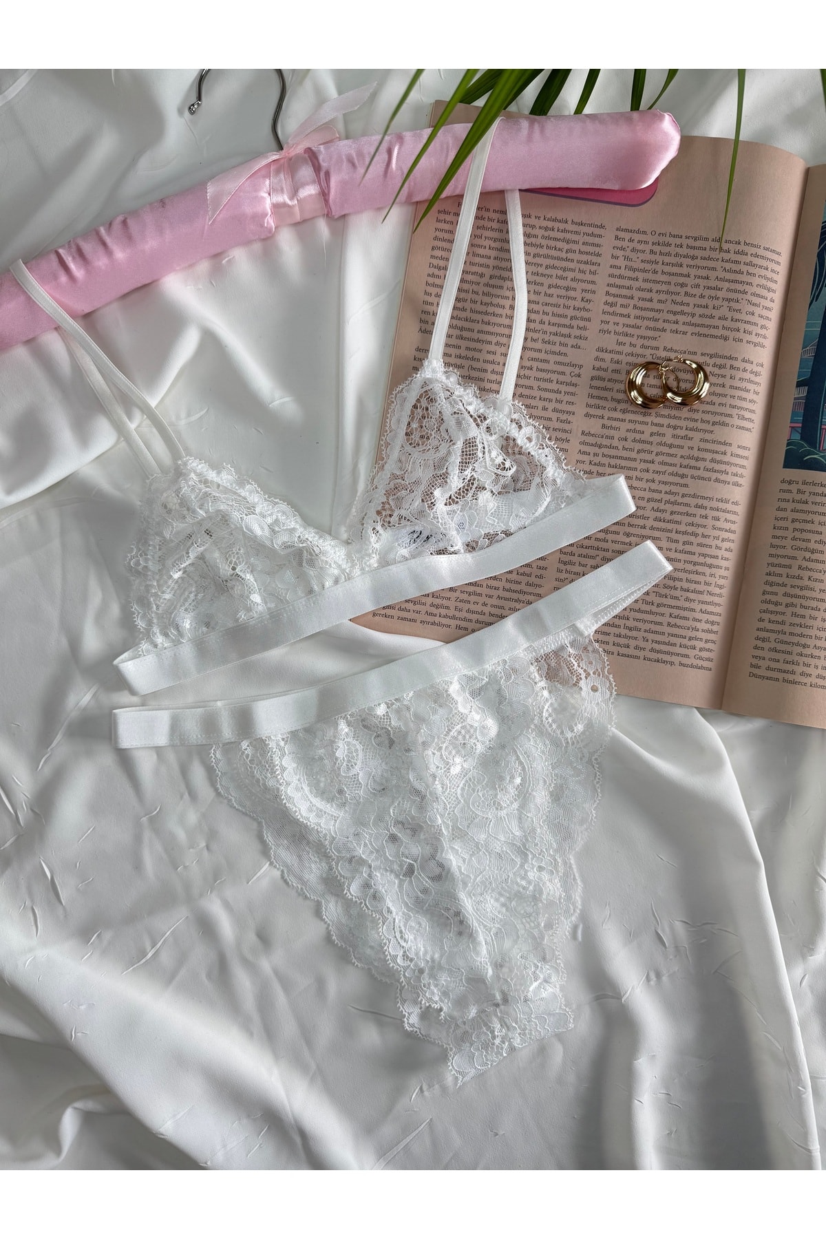 Ekru Parlak Bant Detaylı Dantelli Bralet Sütyen Takımı - ekru
