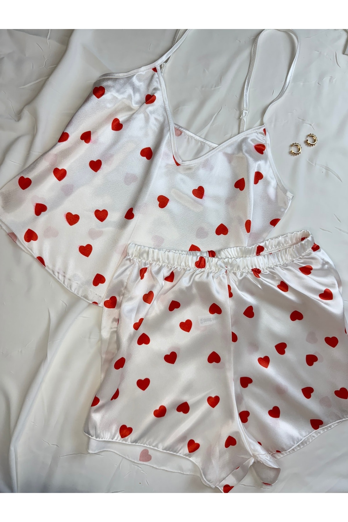 Ayarlanabilir Askılı Saten Pijama Takımı - kırmızı kalpli