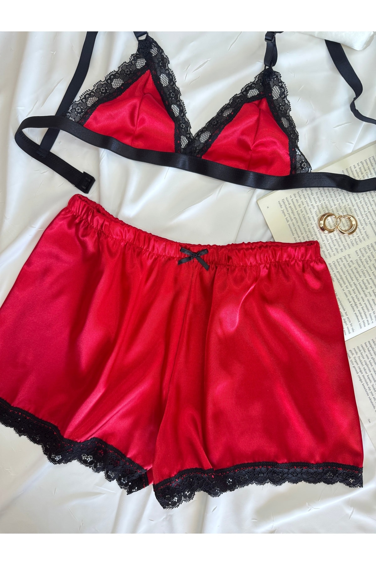 Büyük Leopar Desenli Saten Bralet Şort Pijama Takımı - kırmızı