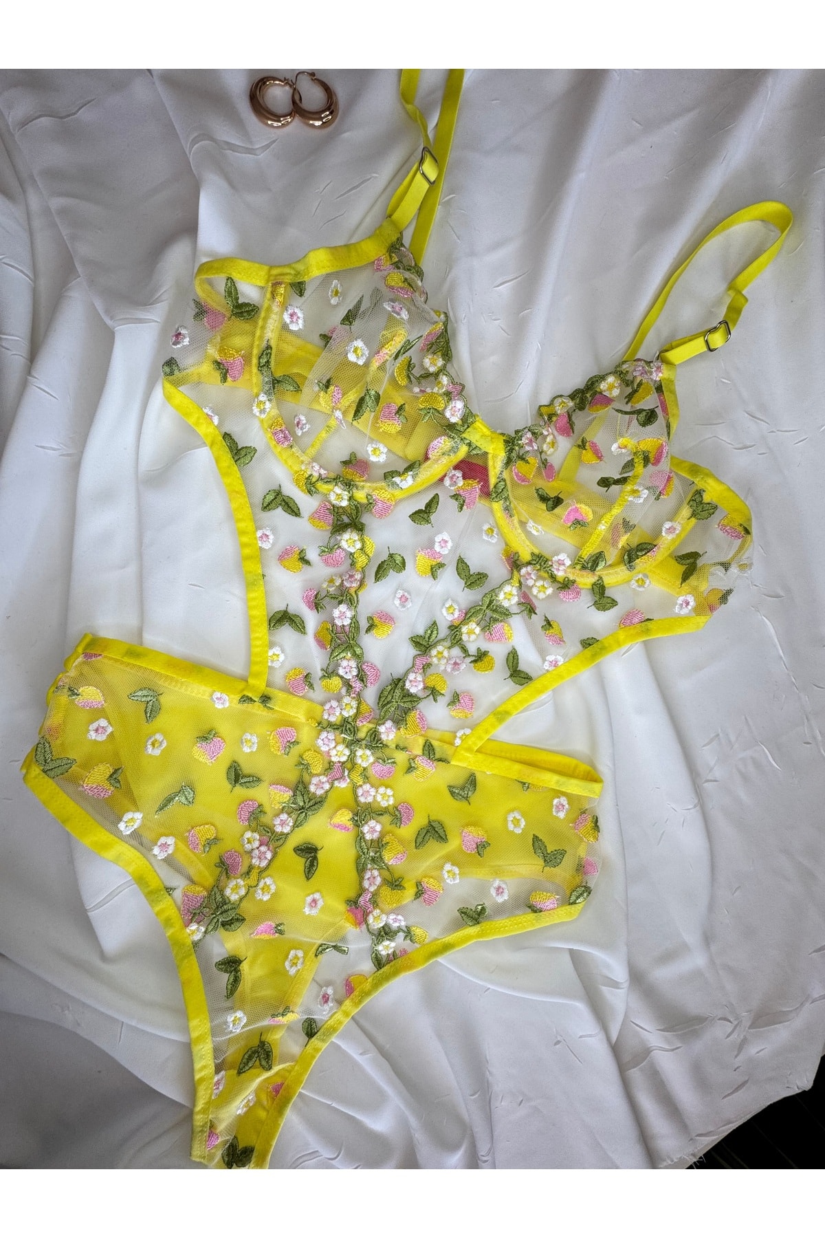 Bebe Mavi Dantelli Brode Balenli Kapsız Transparan Bodysuit - sarı