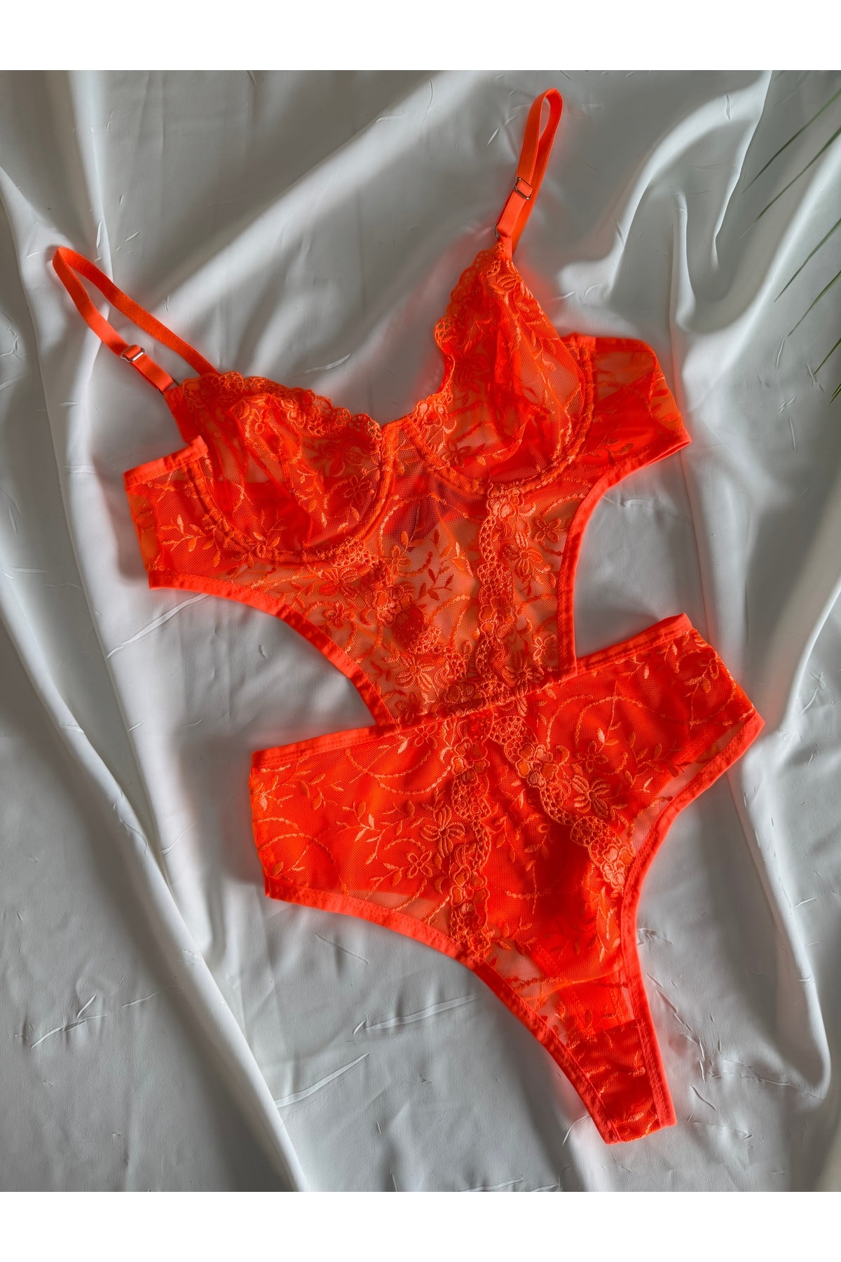 Bebe Mavi Dantelli Brode Balenli Kapsız Transparan Bodysuit - turuncu