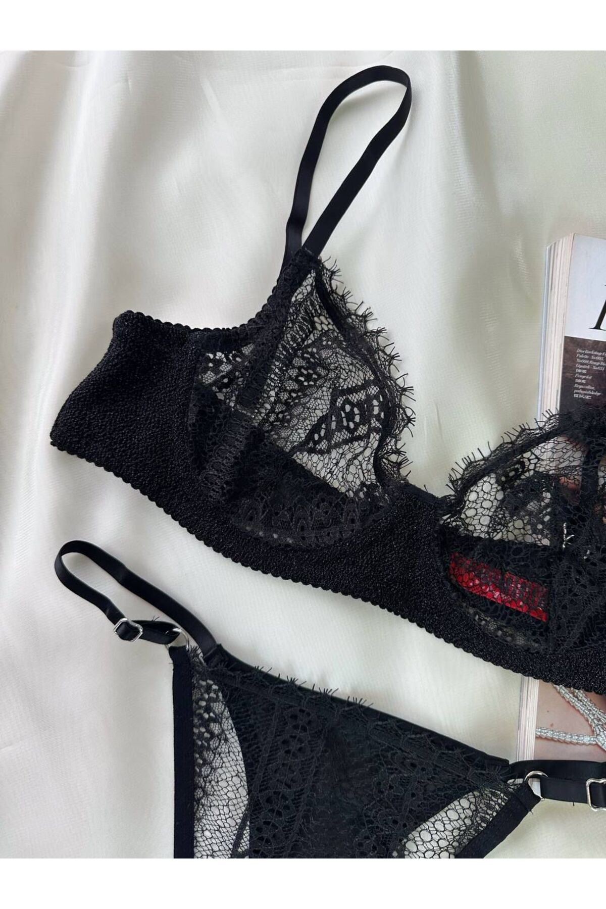 Dantelli Simli Parlak Kumaşlı Bralet Takımı - siyah