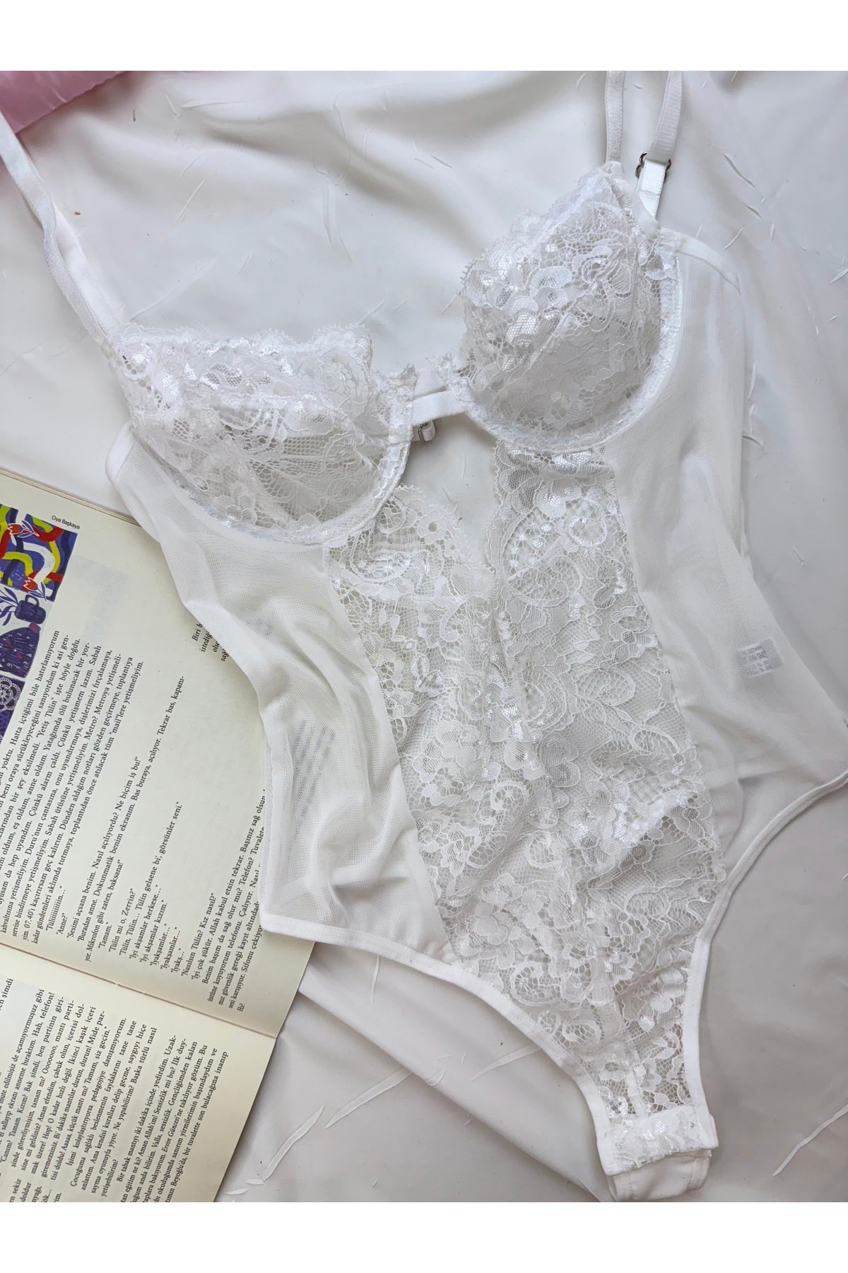 Bebe Mavi Dantelli Brode Balenli Kapsız Transparan Bodysuit - ekru dantel