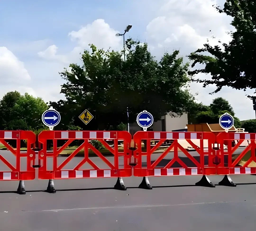 Güvenlik Bariyeri  (100x150x50cm)