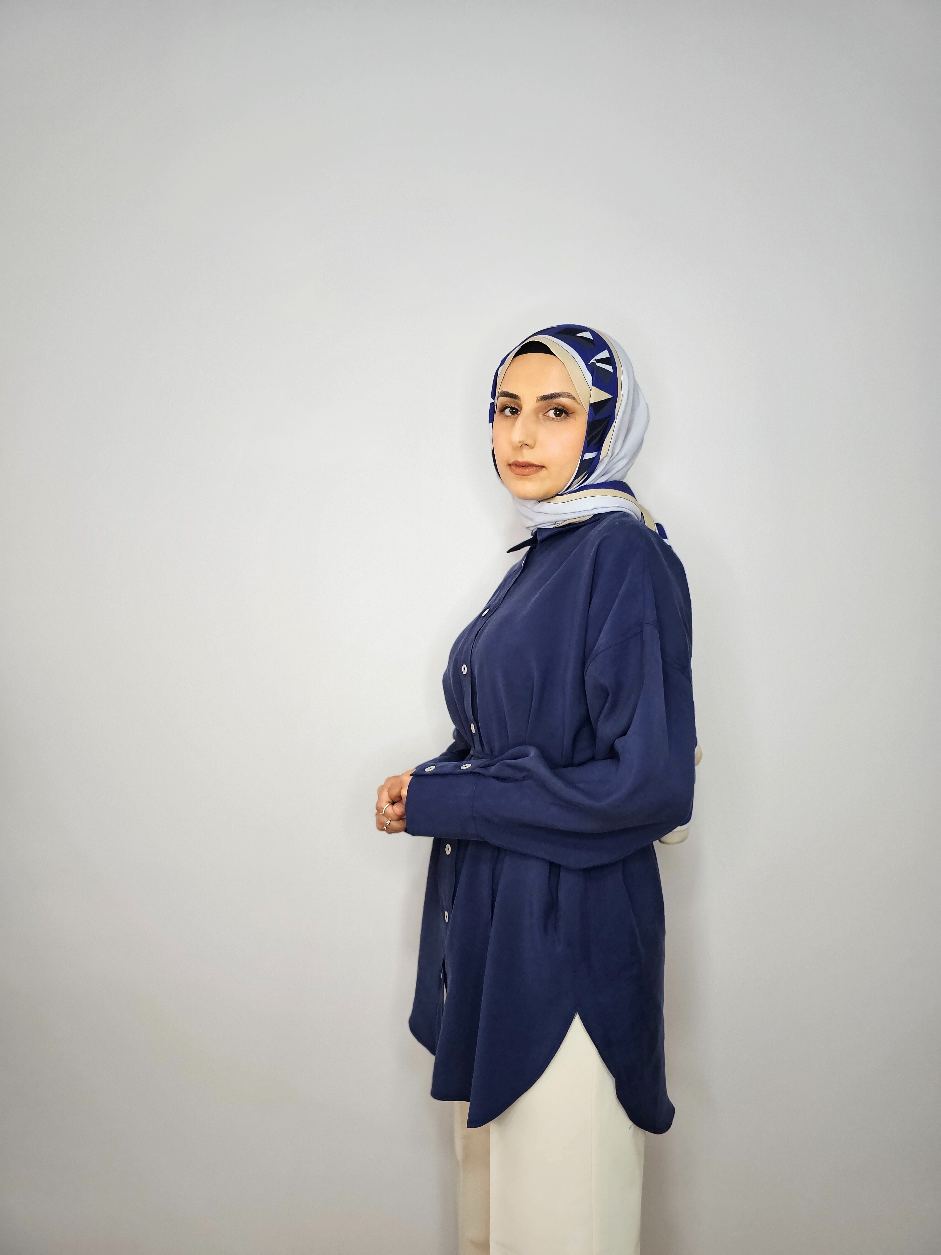 Oversize Modal Kadın Gömlek – Kemerli, Sedef Düğmeli - Modal Gömlek Saks Mavisi