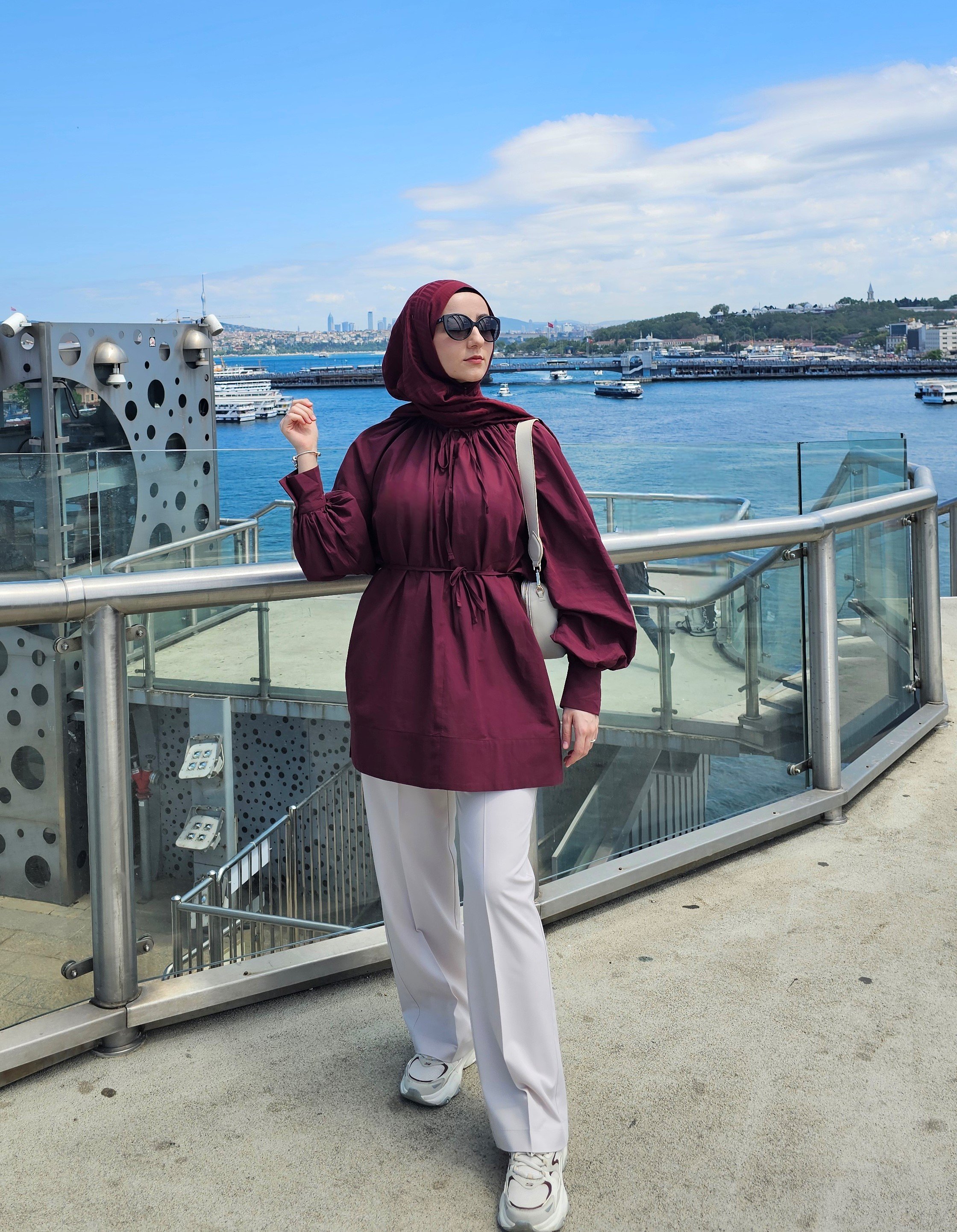 Büzgü Yakalı Dökümlü Vual Gömlek - Bordo