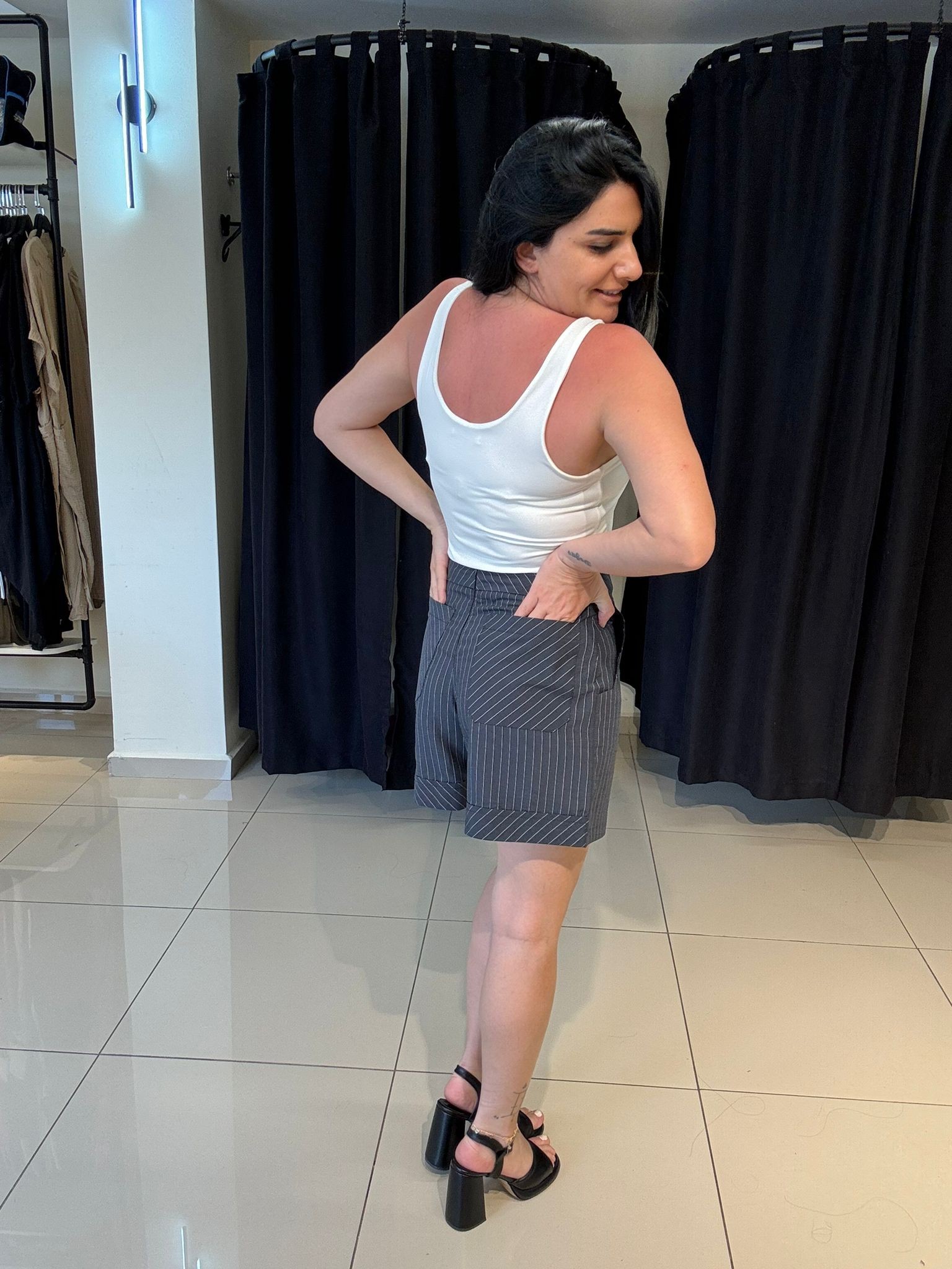 Çizgili Bermuda Şort Lacivert