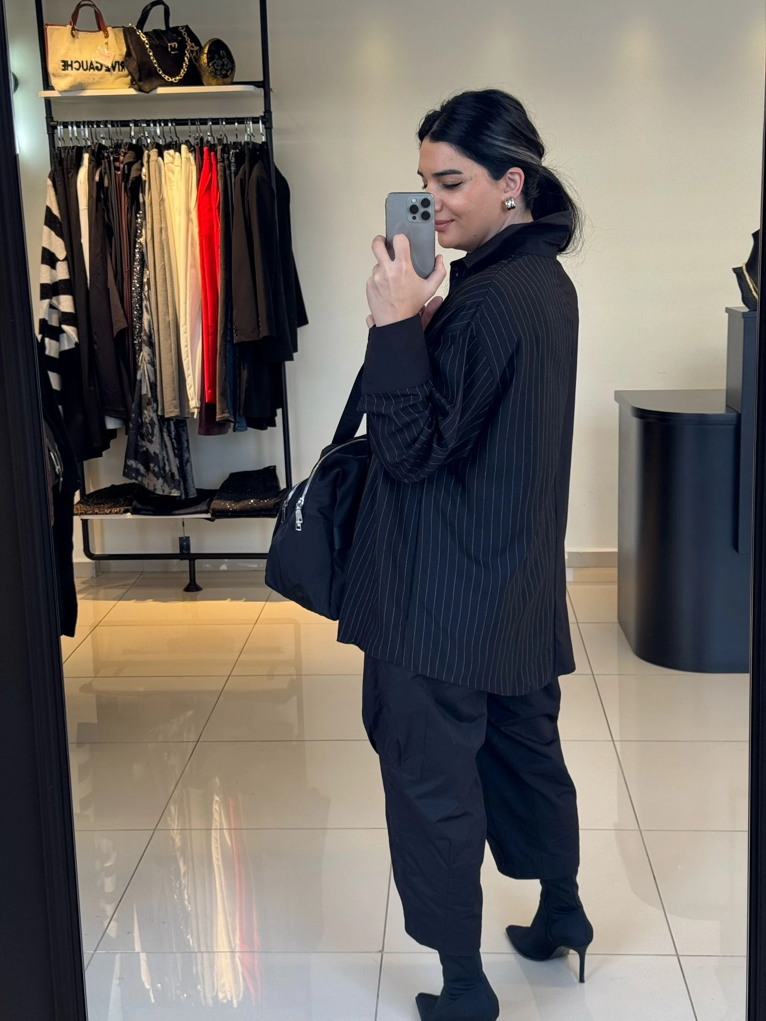 Fermuarlı Cep Detaylı Çizgili Tasarım Gömlek-Siyah